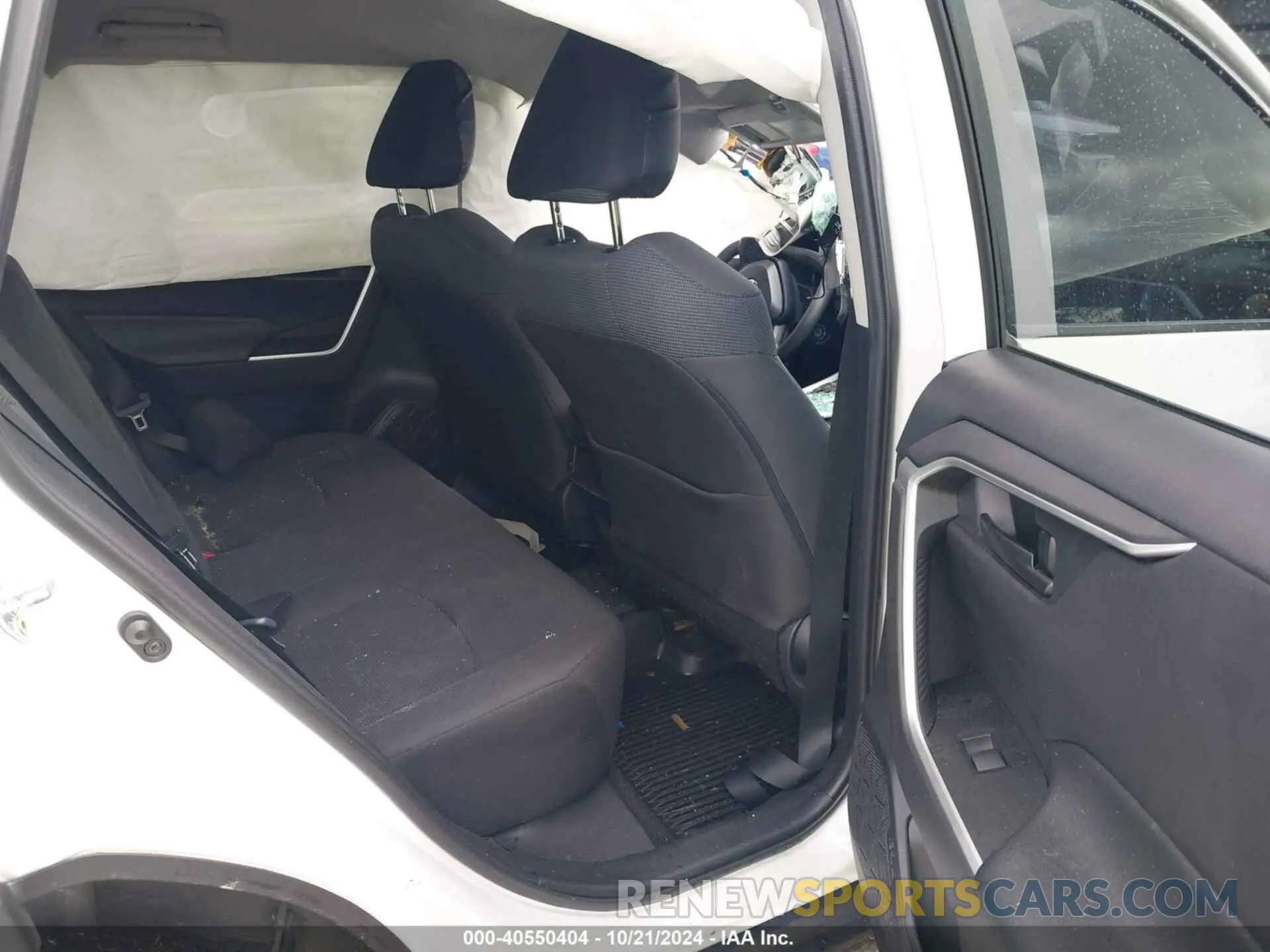 8 Photograph of a damaged car 2T3H1RFV2LC069717 TOYOTA RAV4 2020