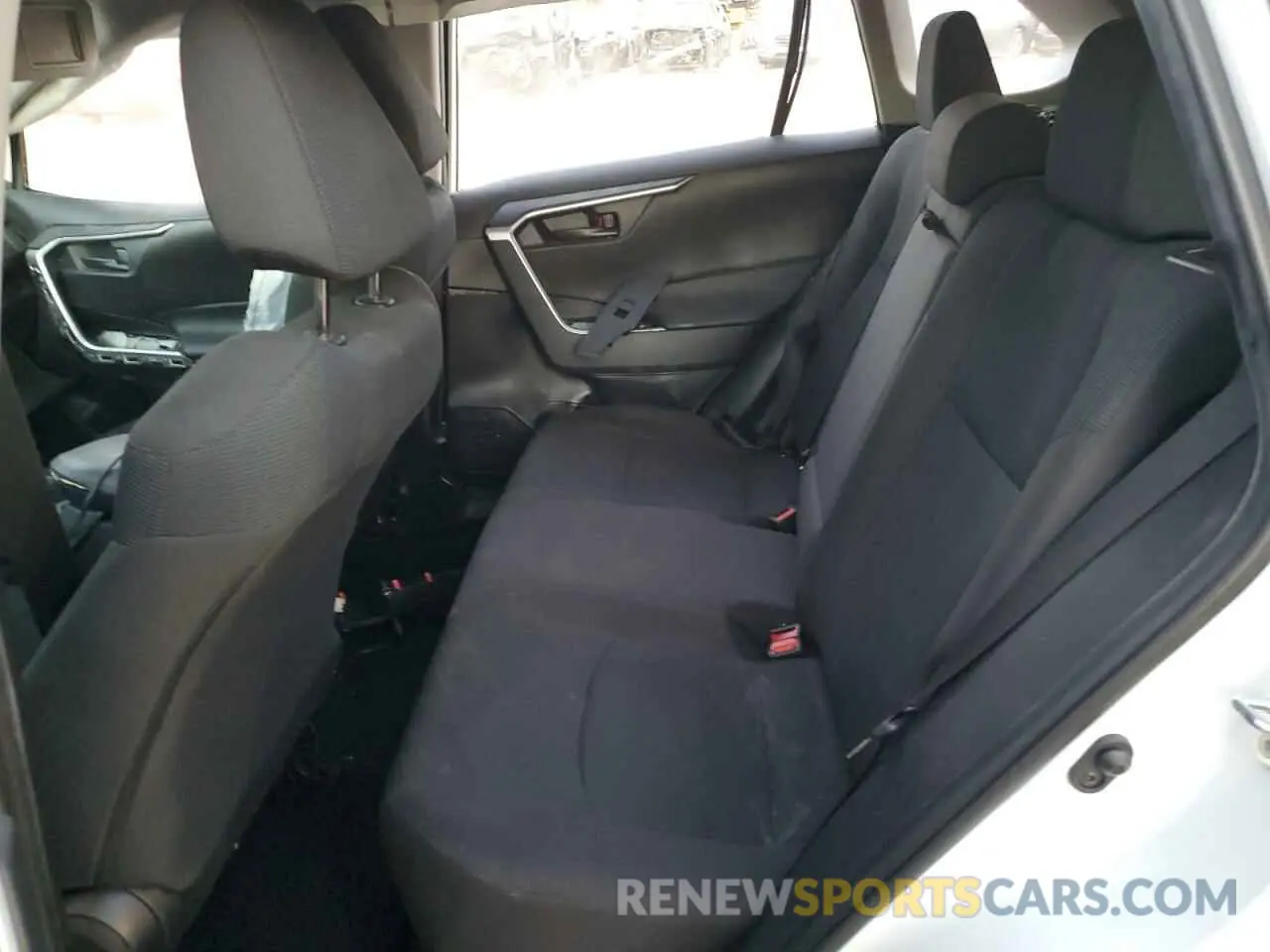 11 Photograph of a damaged car 2T3H1RFV2LC072505 TOYOTA RAV4 2020