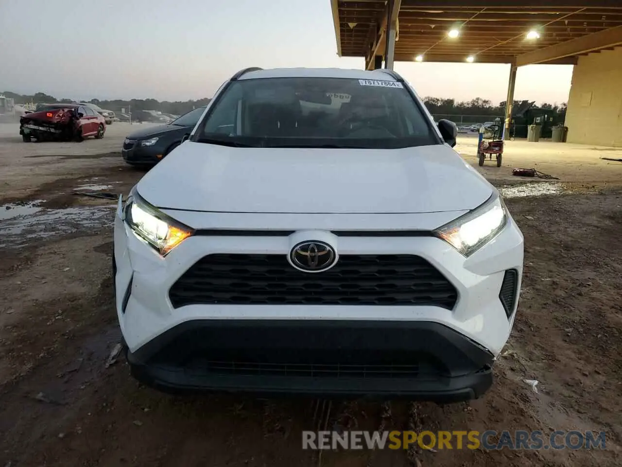 5 Photograph of a damaged car 2T3H1RFV2LC072505 TOYOTA RAV4 2020