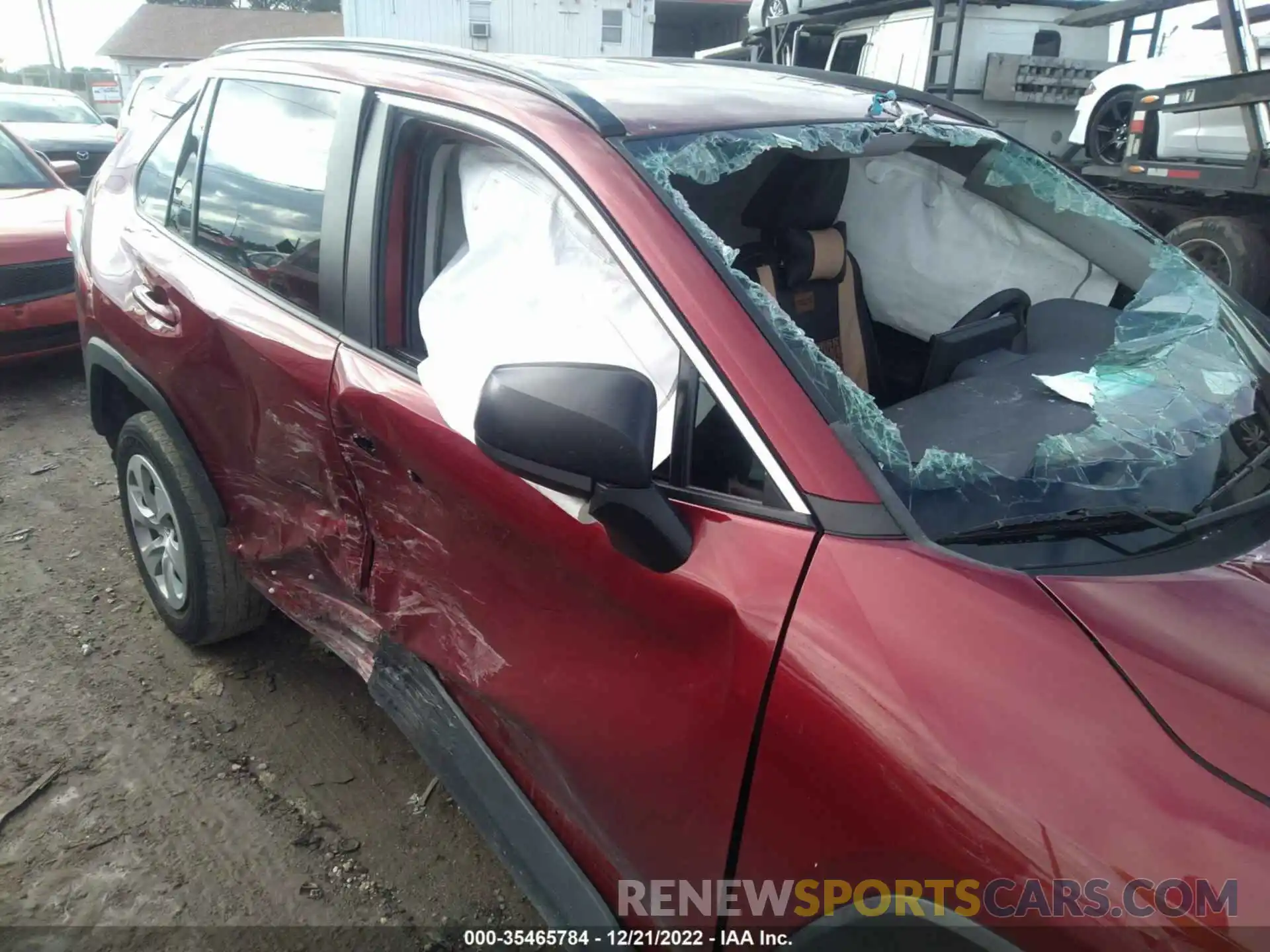 6 Photograph of a damaged car 2T3H1RFV2LC073704 TOYOTA RAV4 2020