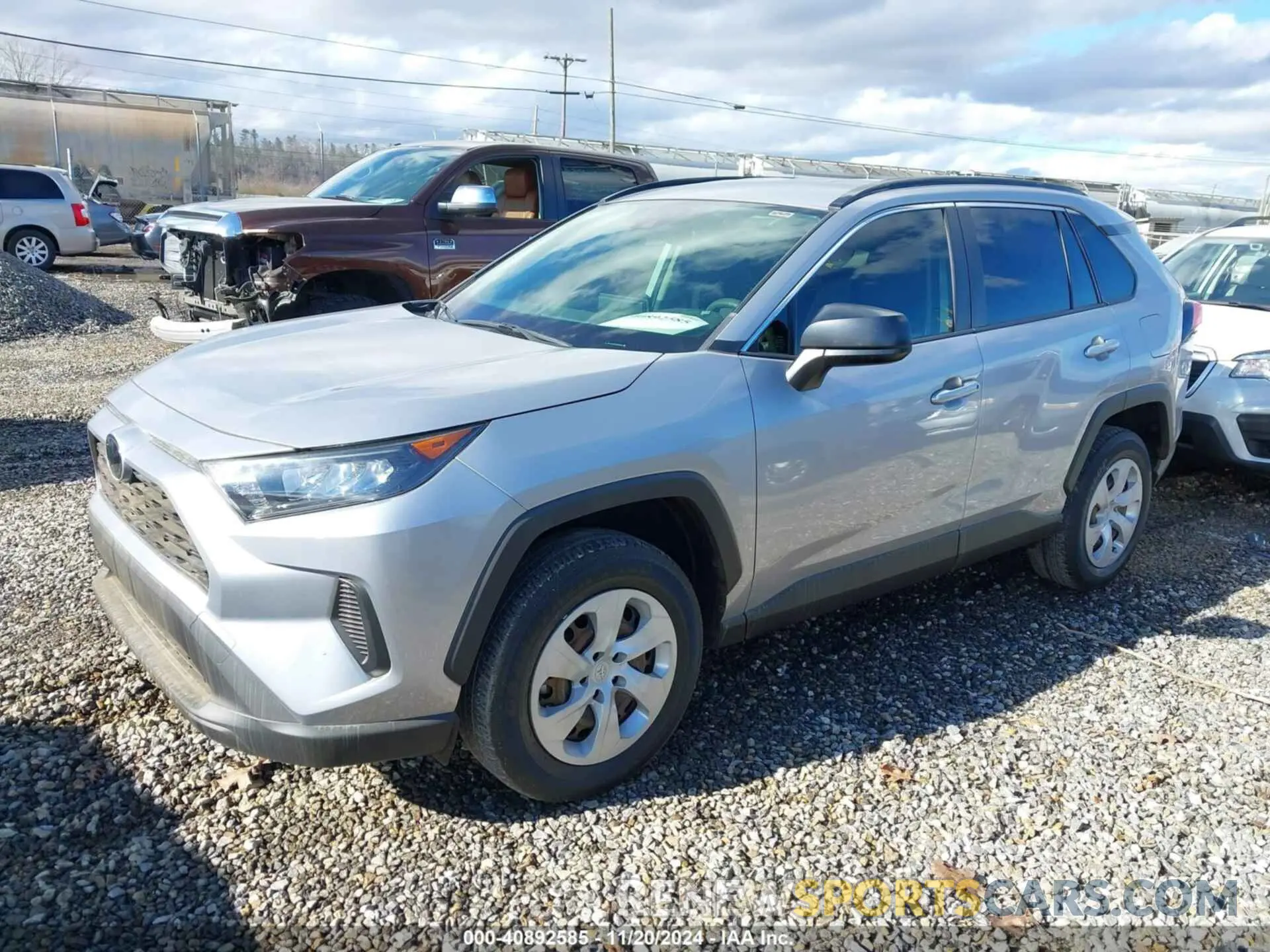 2 Photograph of a damaged car 2T3H1RFV2LC075730 TOYOTA RAV4 2020