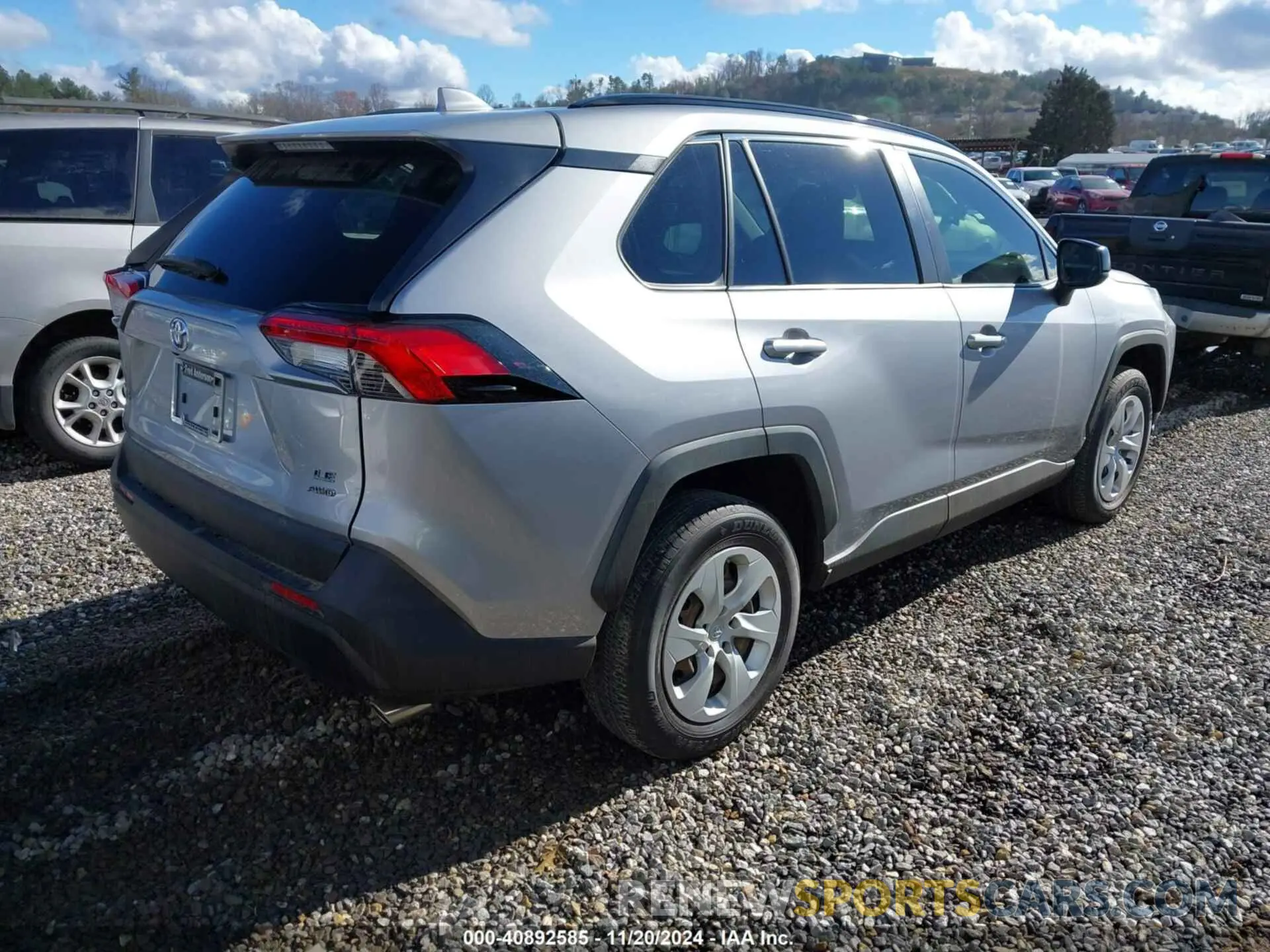 4 Photograph of a damaged car 2T3H1RFV2LC075730 TOYOTA RAV4 2020