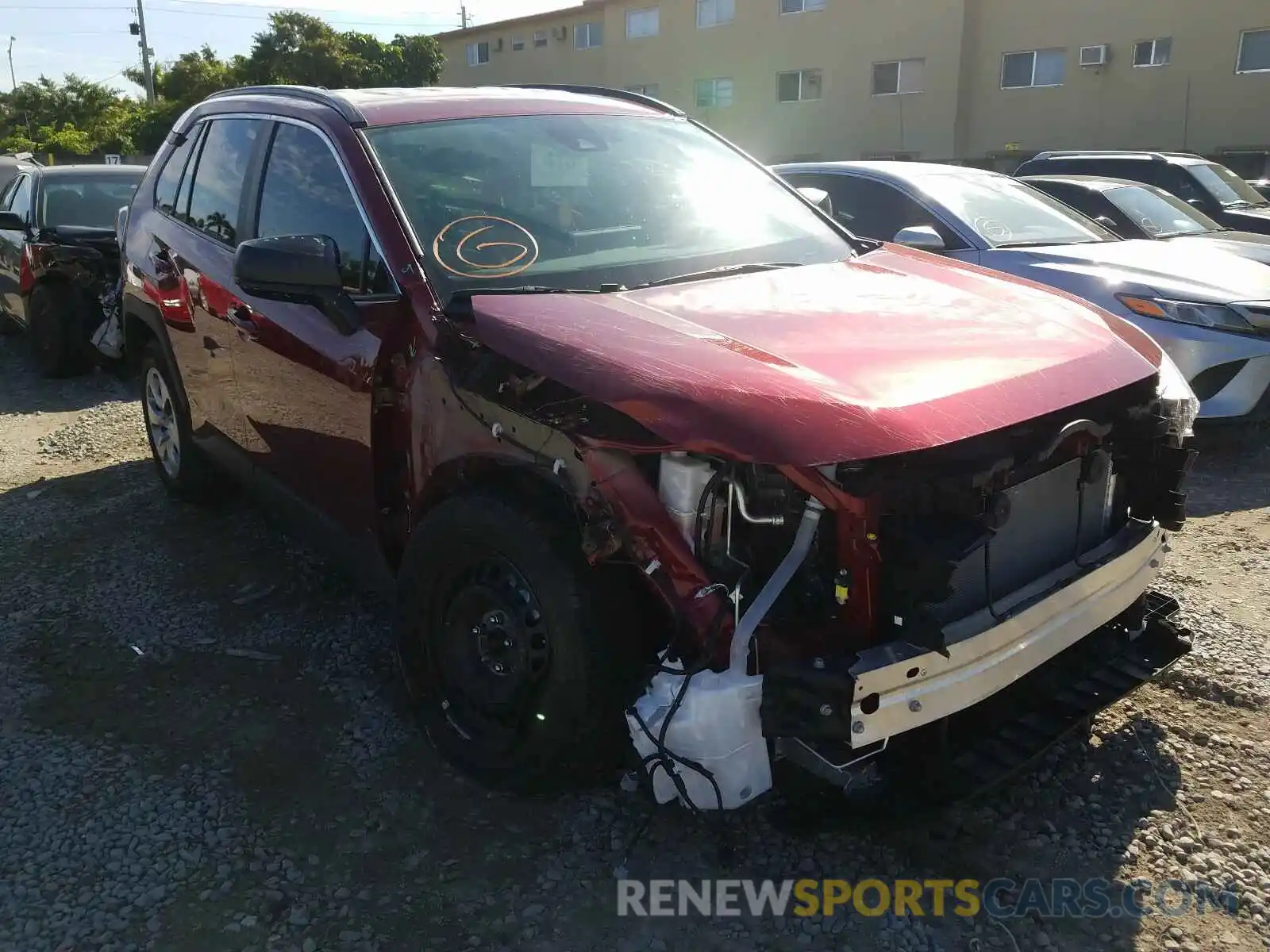 1 Photograph of a damaged car 2T3H1RFV2LW089187 TOYOTA RAV4 2020