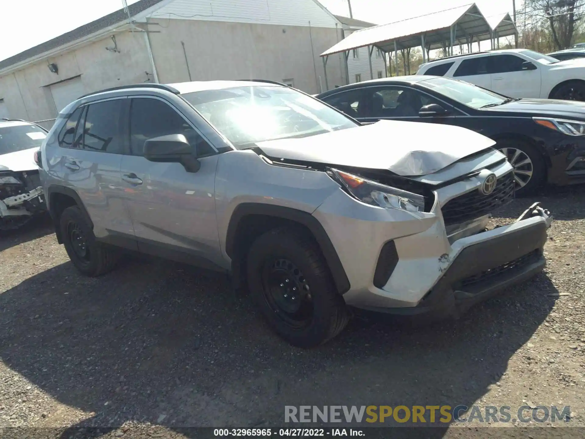 1 Photograph of a damaged car 2T3H1RFV2LW099220 TOYOTA RAV4 2020