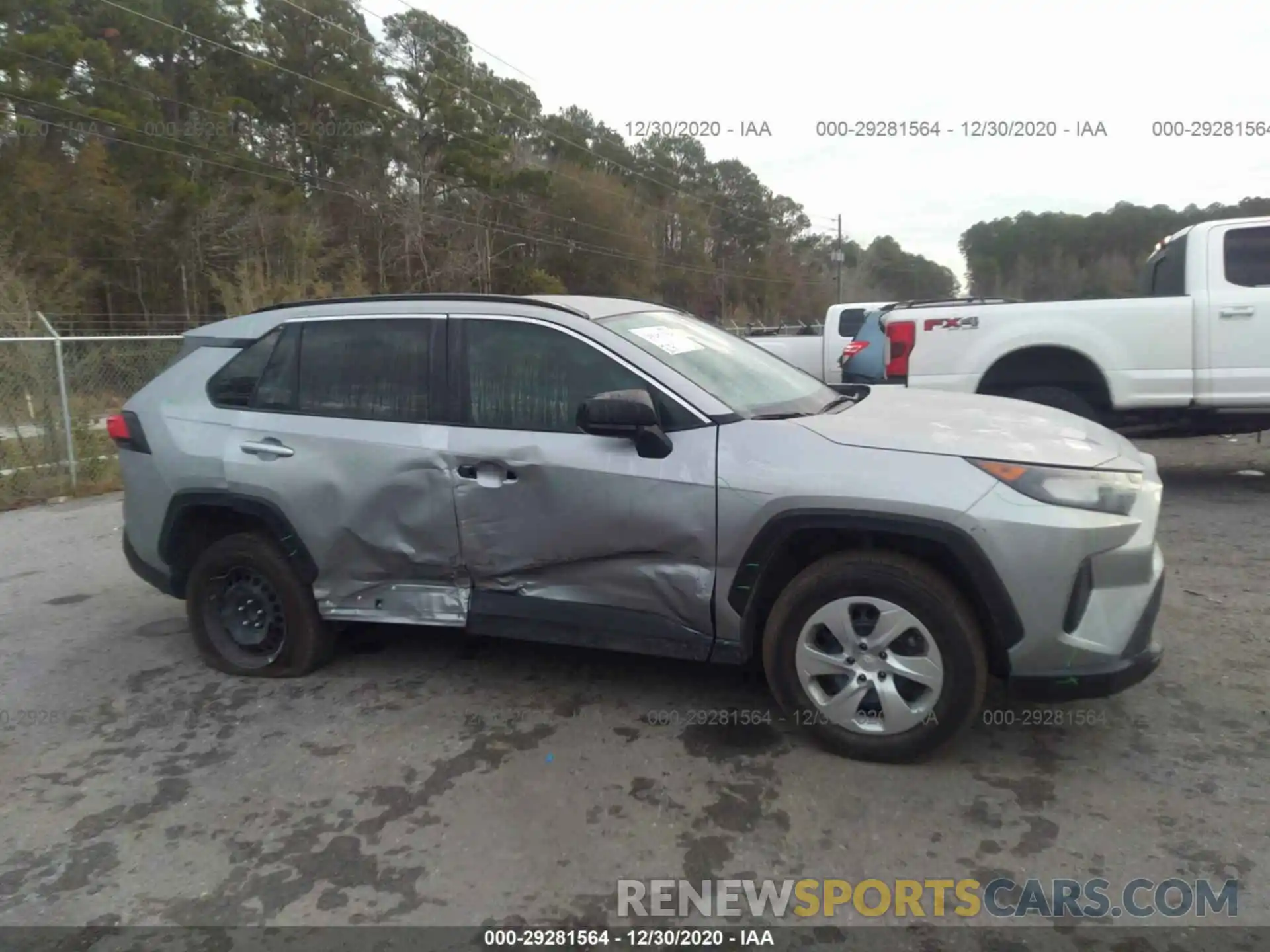 6 Photograph of a damaged car 2T3H1RFV3LC042414 TOYOTA RAV4 2020