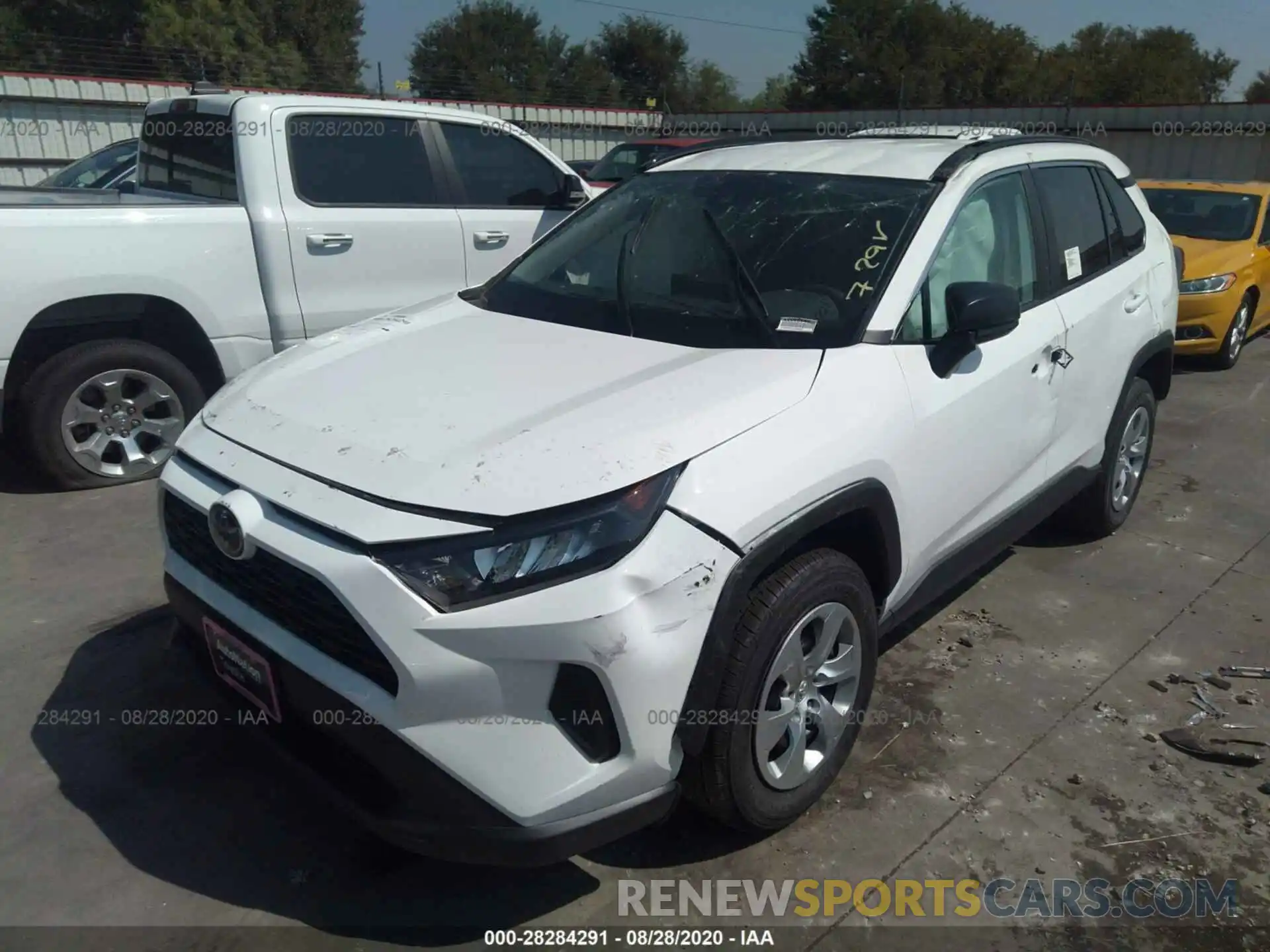 2 Photograph of a damaged car 2T3H1RFV3LC066549 TOYOTA RAV4 2020