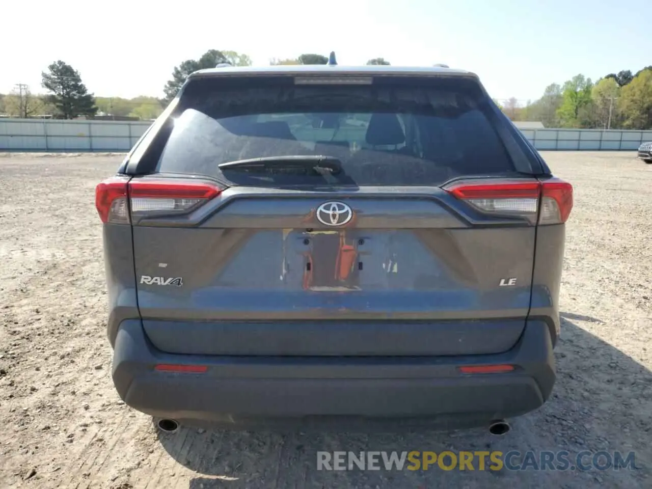 6 Photograph of a damaged car 2T3H1RFV3LC080936 TOYOTA RAV4 2020