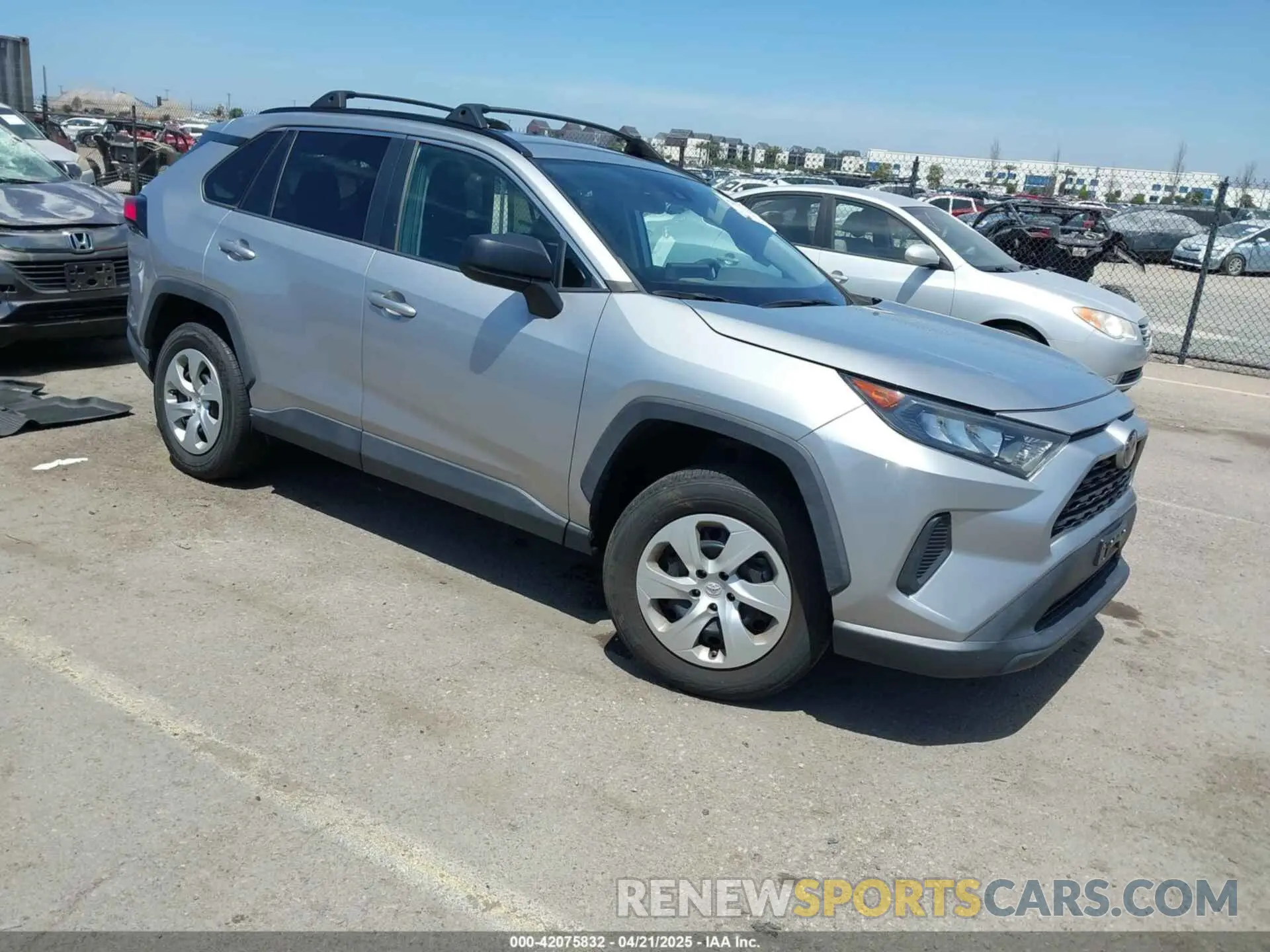 1 Photograph of a damaged car 2T3H1RFV3LC084341 TOYOTA RAV4 2020