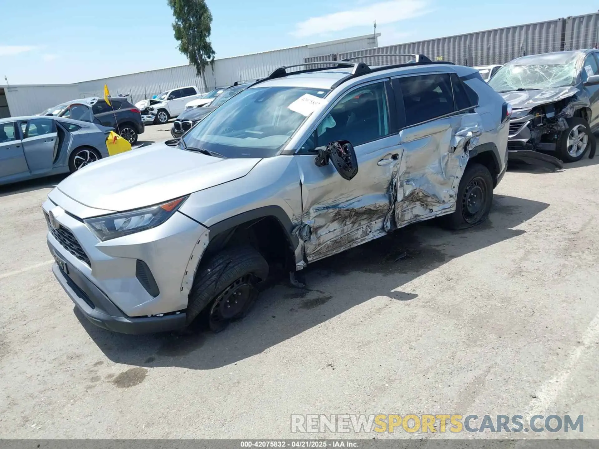 2 Photograph of a damaged car 2T3H1RFV3LC084341 TOYOTA RAV4 2020