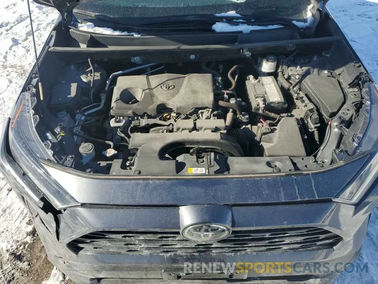 12 Photograph of a damaged car 2T3H1RFV3LW061415 TOYOTA RAV4 2020
