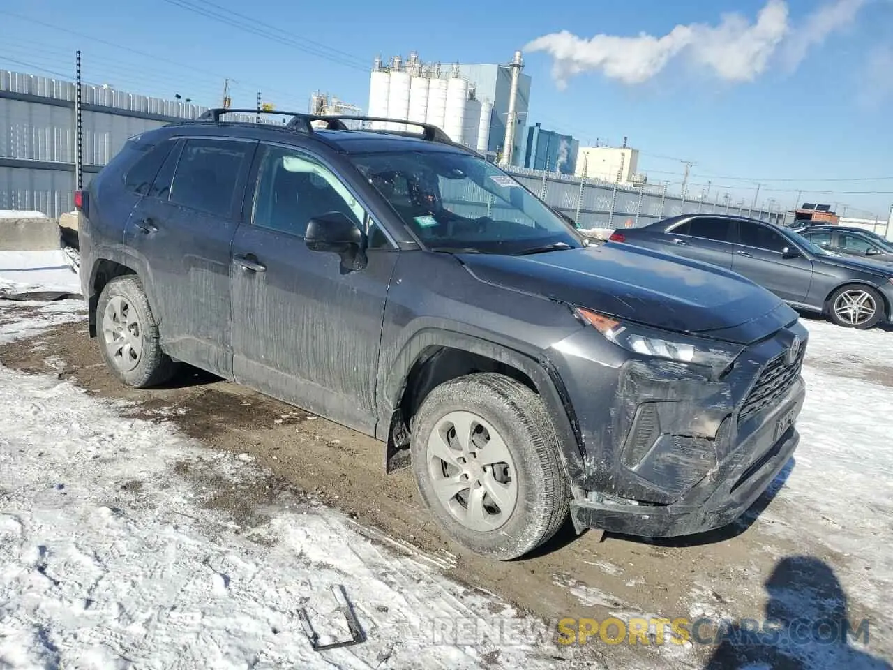 4 Photograph of a damaged car 2T3H1RFV3LW061415 TOYOTA RAV4 2020