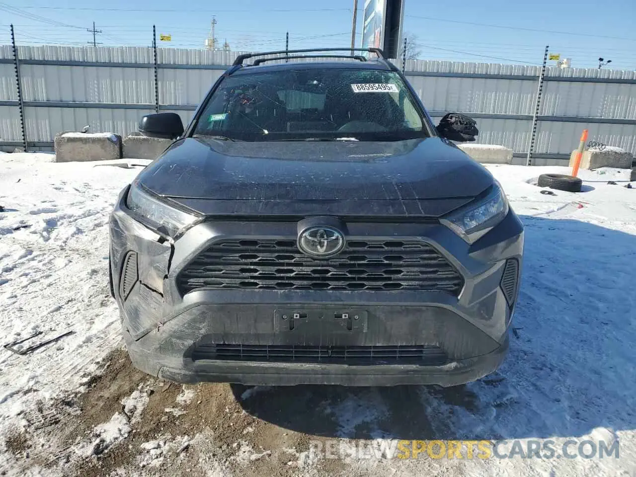 5 Photograph of a damaged car 2T3H1RFV3LW061415 TOYOTA RAV4 2020