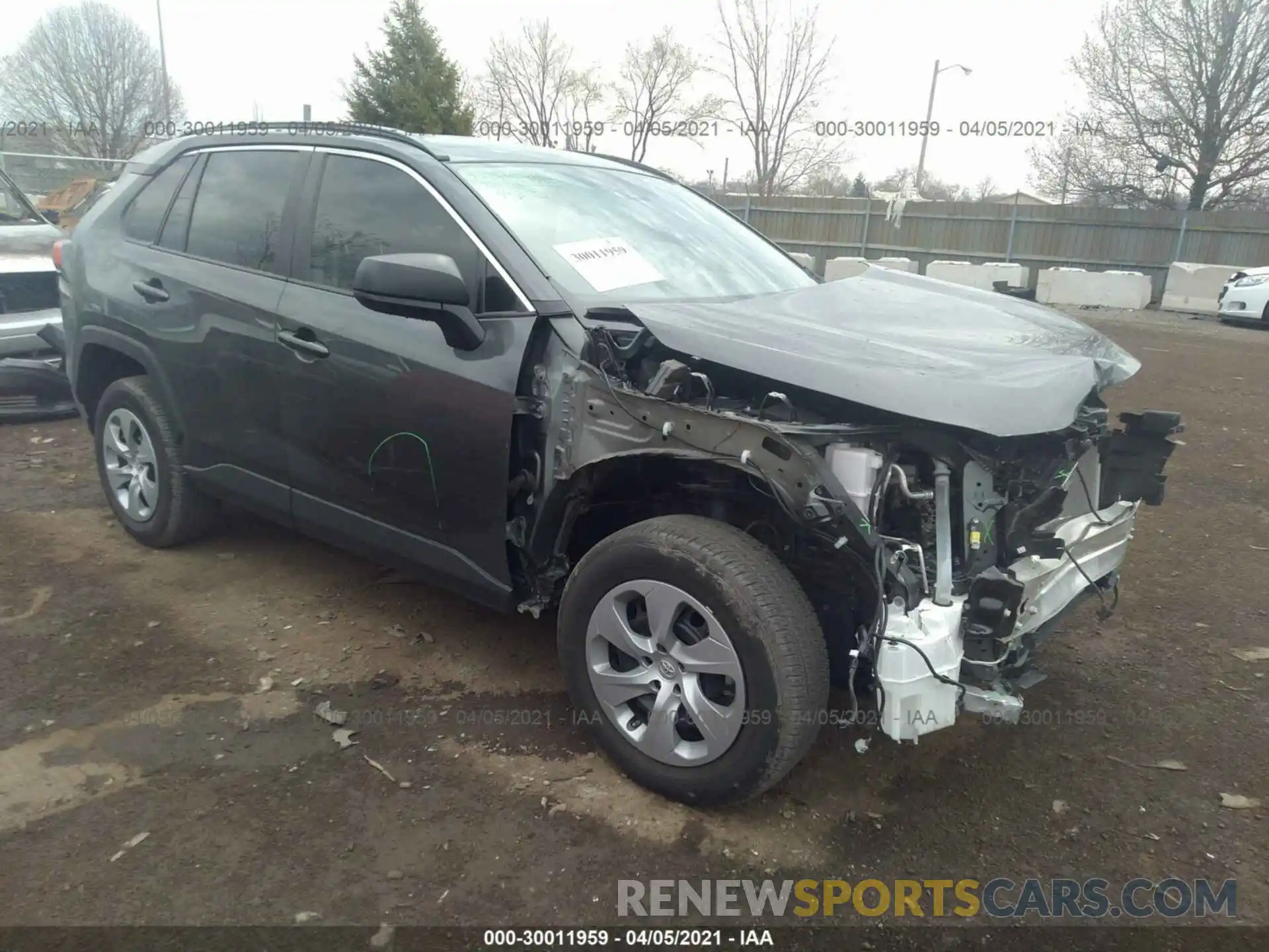 1 Photograph of a damaged car 2T3H1RFV3LW086248 TOYOTA RAV4 2020