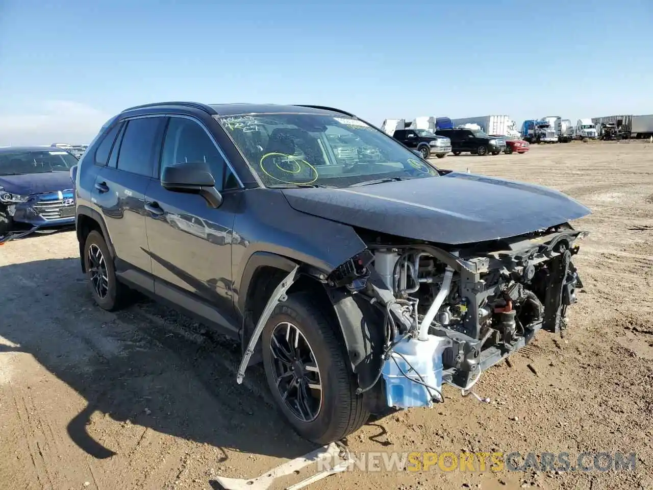 1 Photograph of a damaged car 2T3H1RFV3LW099422 TOYOTA RAV4 2020