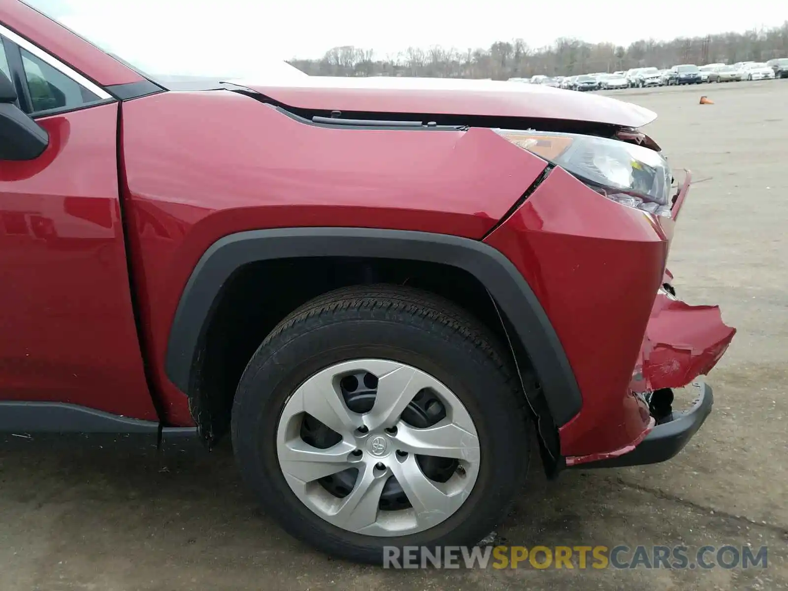 9 Photograph of a damaged car 2T3H1RFV4LC035553 TOYOTA RAV4 2020