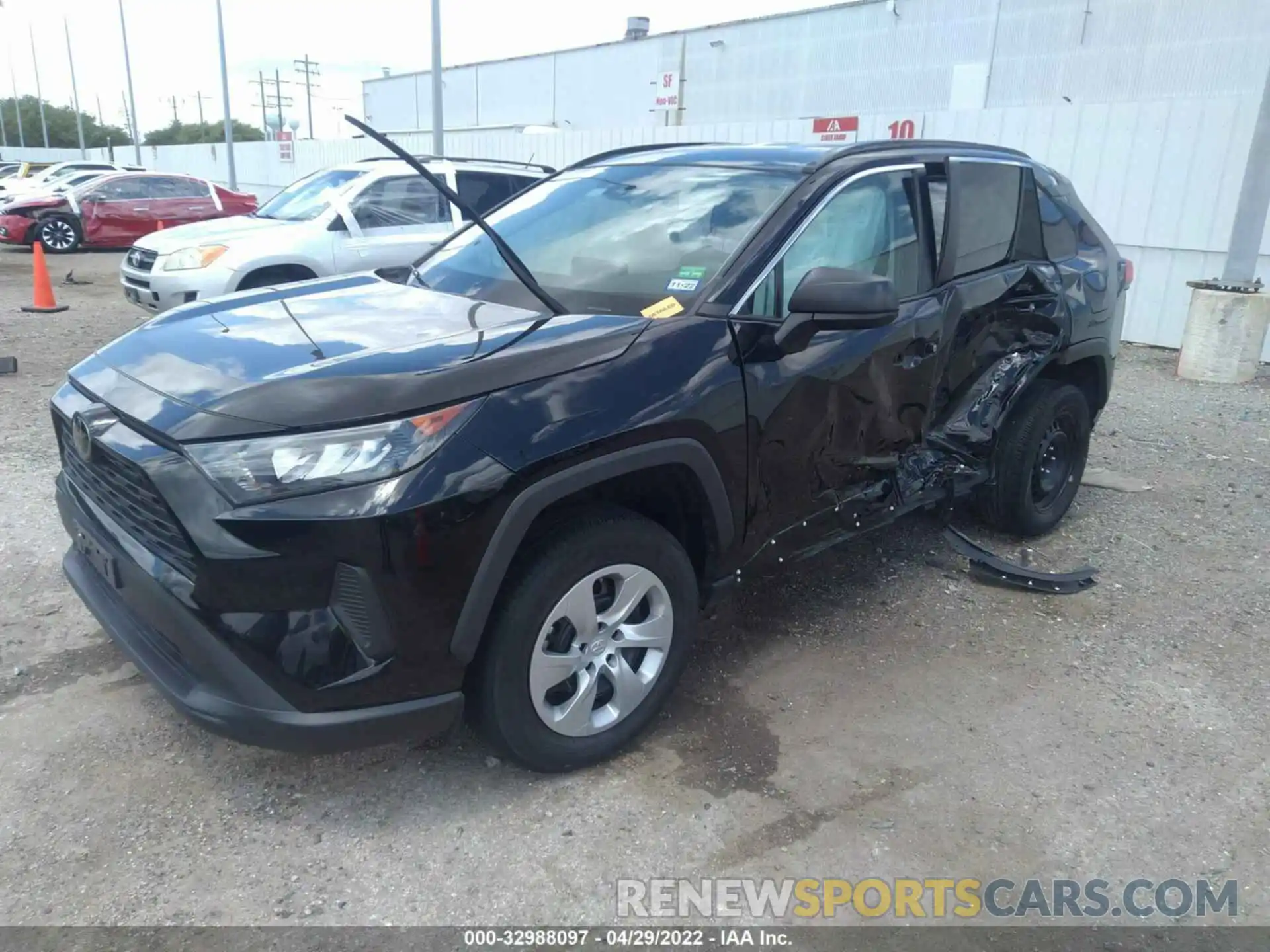 2 Photograph of a damaged car 2T3H1RFV4LC036900 TOYOTA RAV4 2020