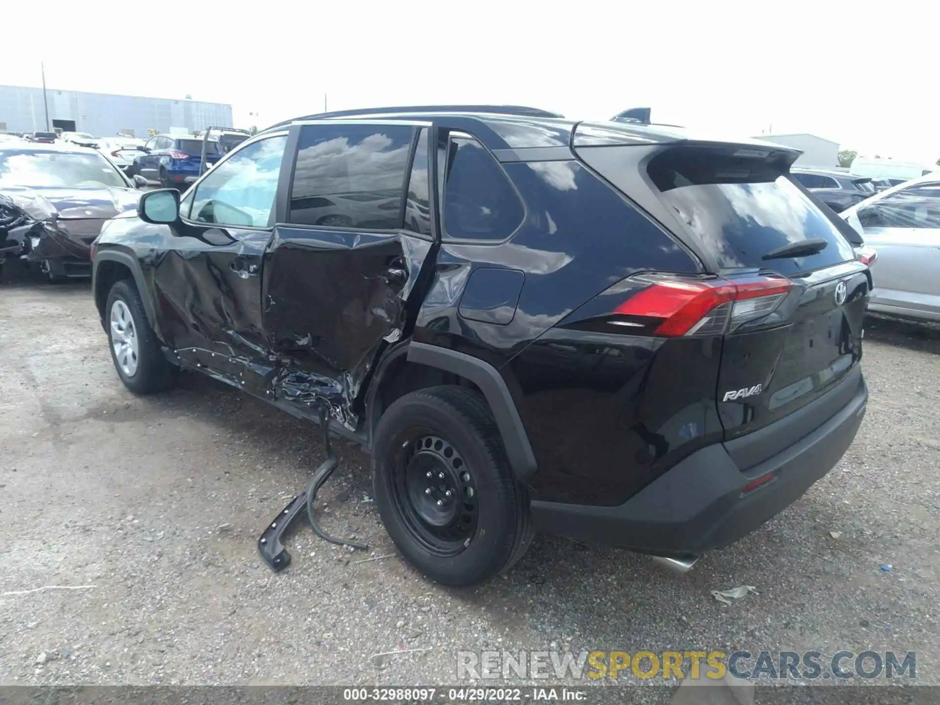 3 Photograph of a damaged car 2T3H1RFV4LC036900 TOYOTA RAV4 2020