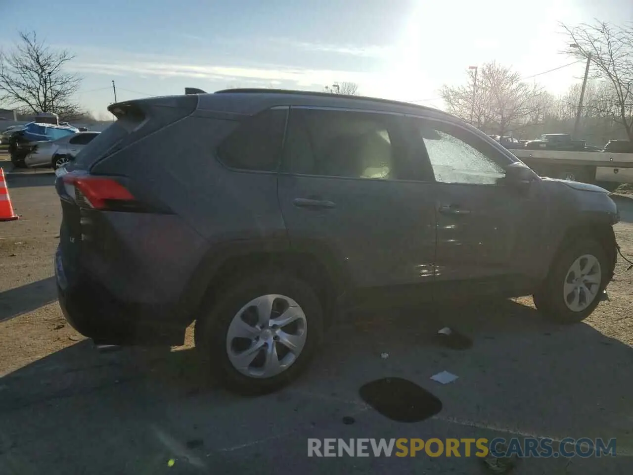 3 Photograph of a damaged car 2T3H1RFV4LC038775 TOYOTA RAV4 2020