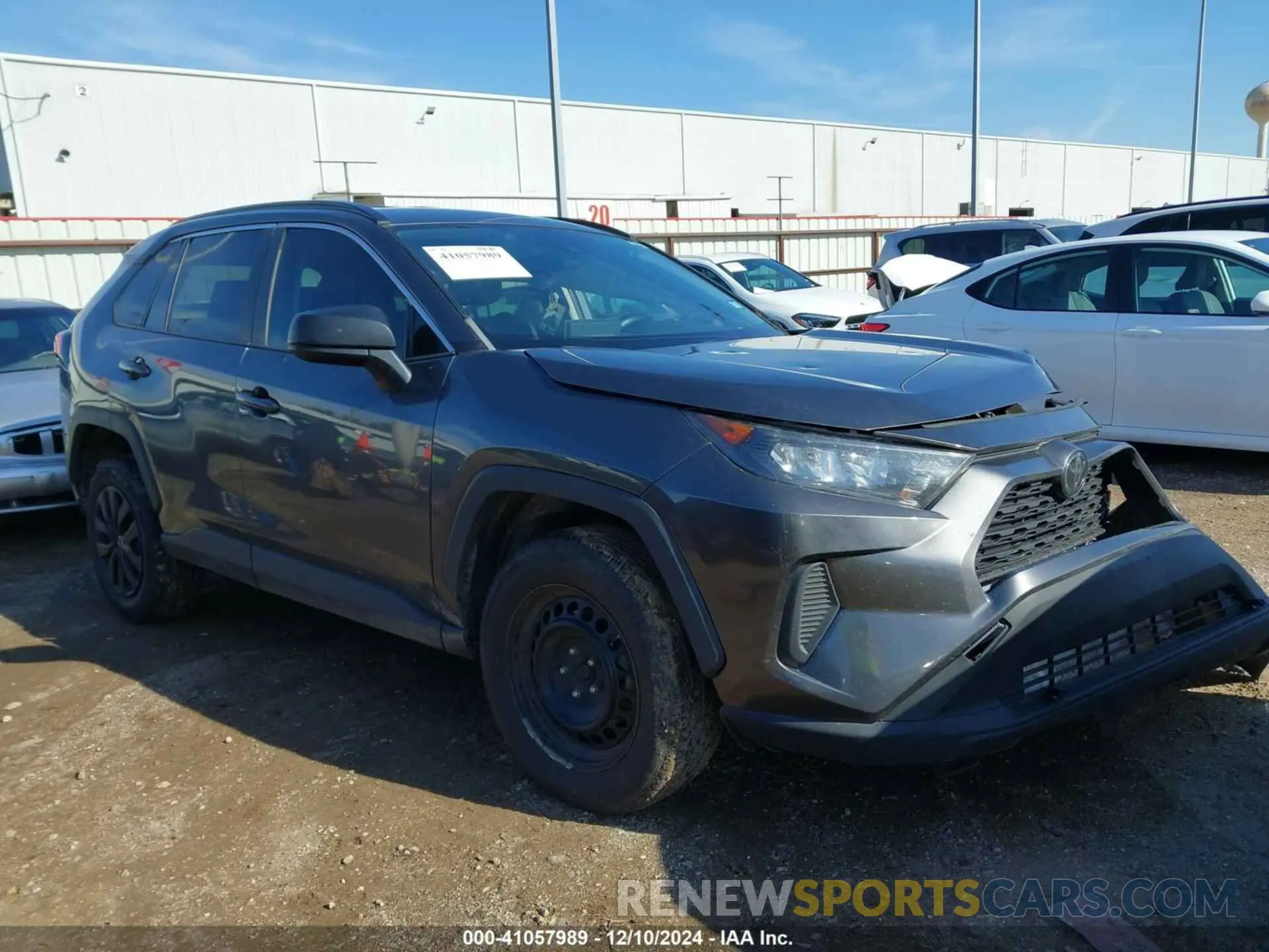 1 Photograph of a damaged car 2T3H1RFV4LC050926 TOYOTA RAV4 2020