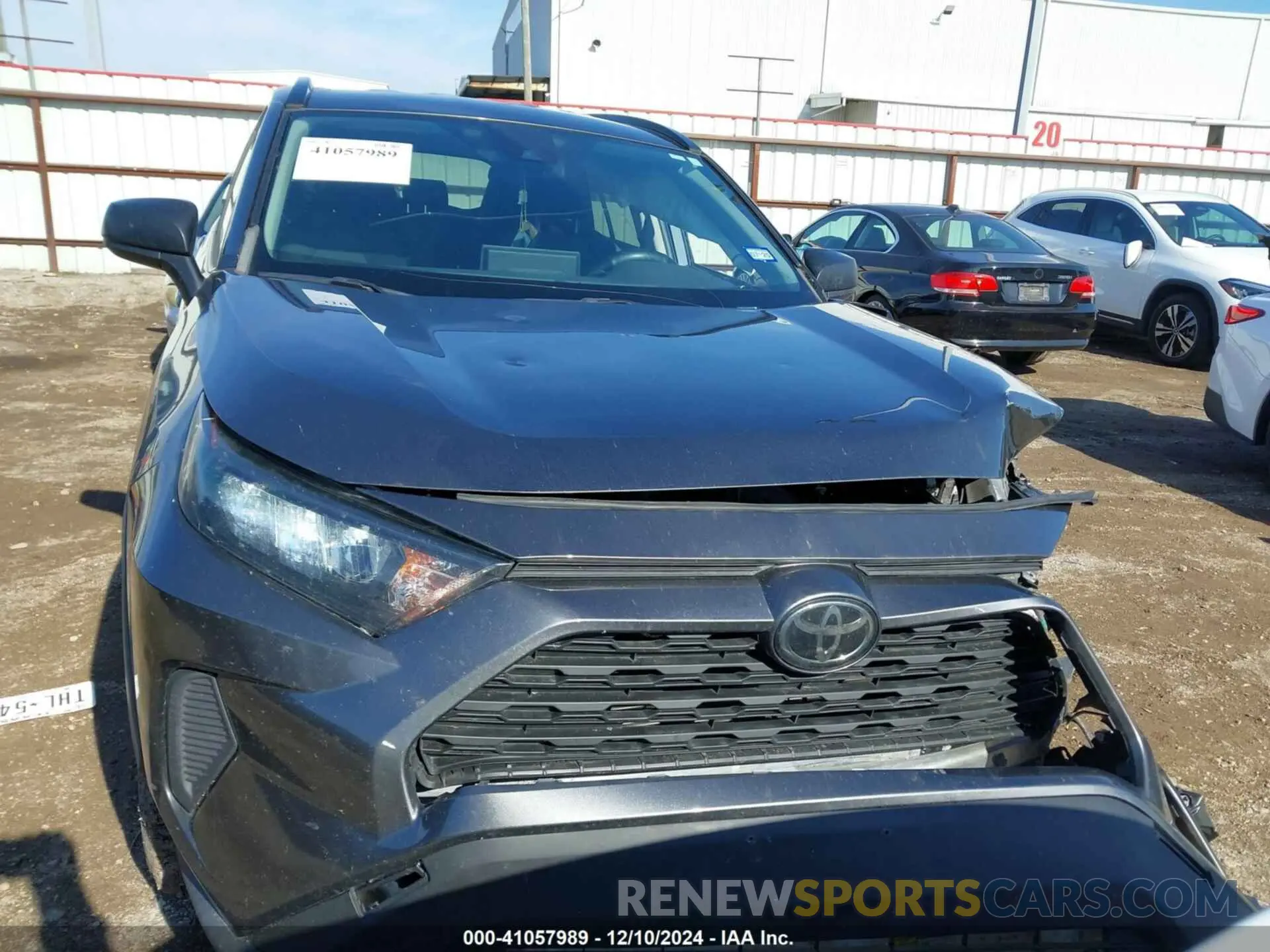12 Photograph of a damaged car 2T3H1RFV4LC050926 TOYOTA RAV4 2020