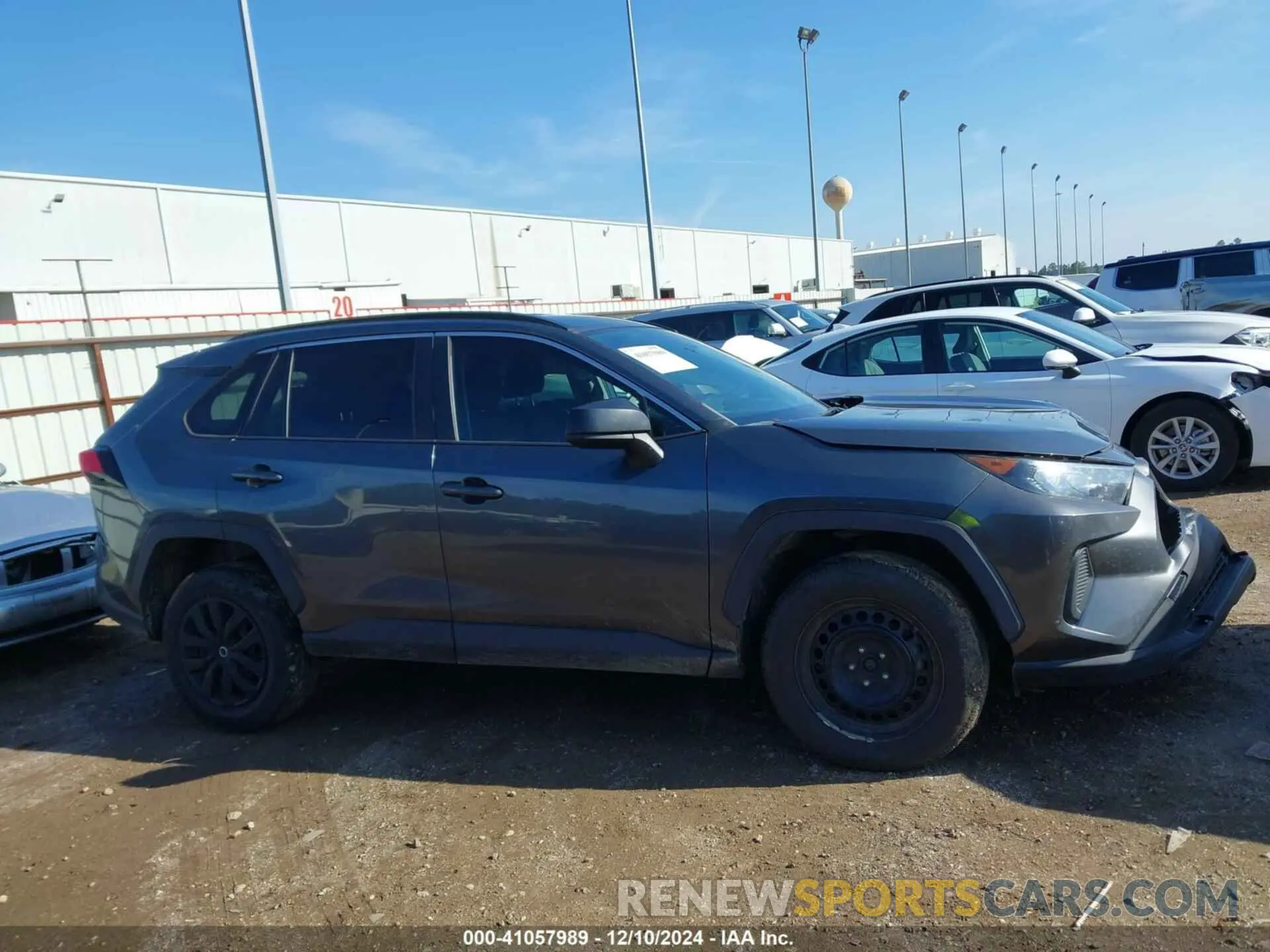 13 Photograph of a damaged car 2T3H1RFV4LC050926 TOYOTA RAV4 2020