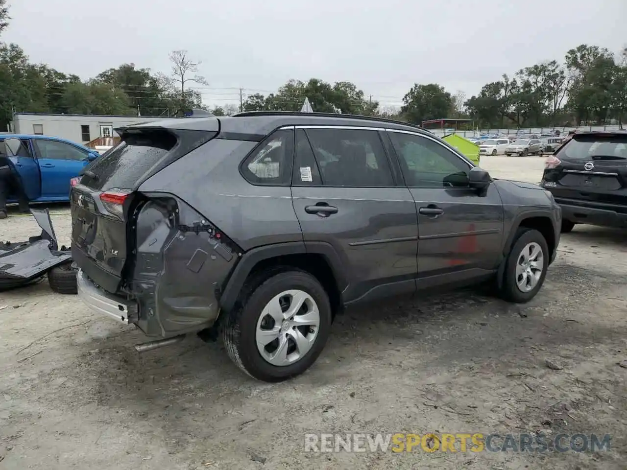 3 Photograph of a damaged car 2T3H1RFV4LC052286 TOYOTA RAV4 2020