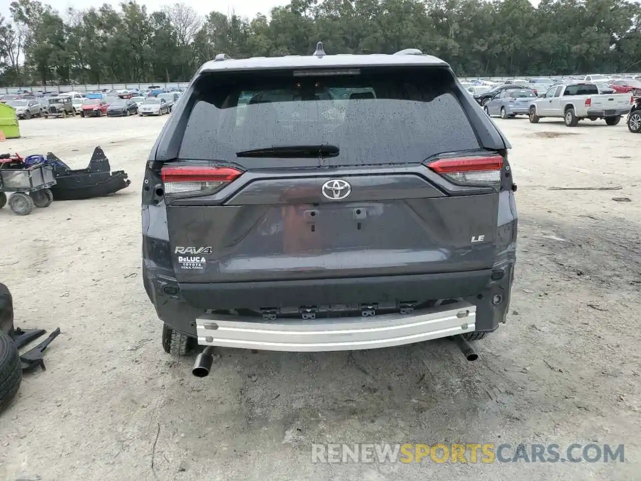 6 Photograph of a damaged car 2T3H1RFV4LC052286 TOYOTA RAV4 2020