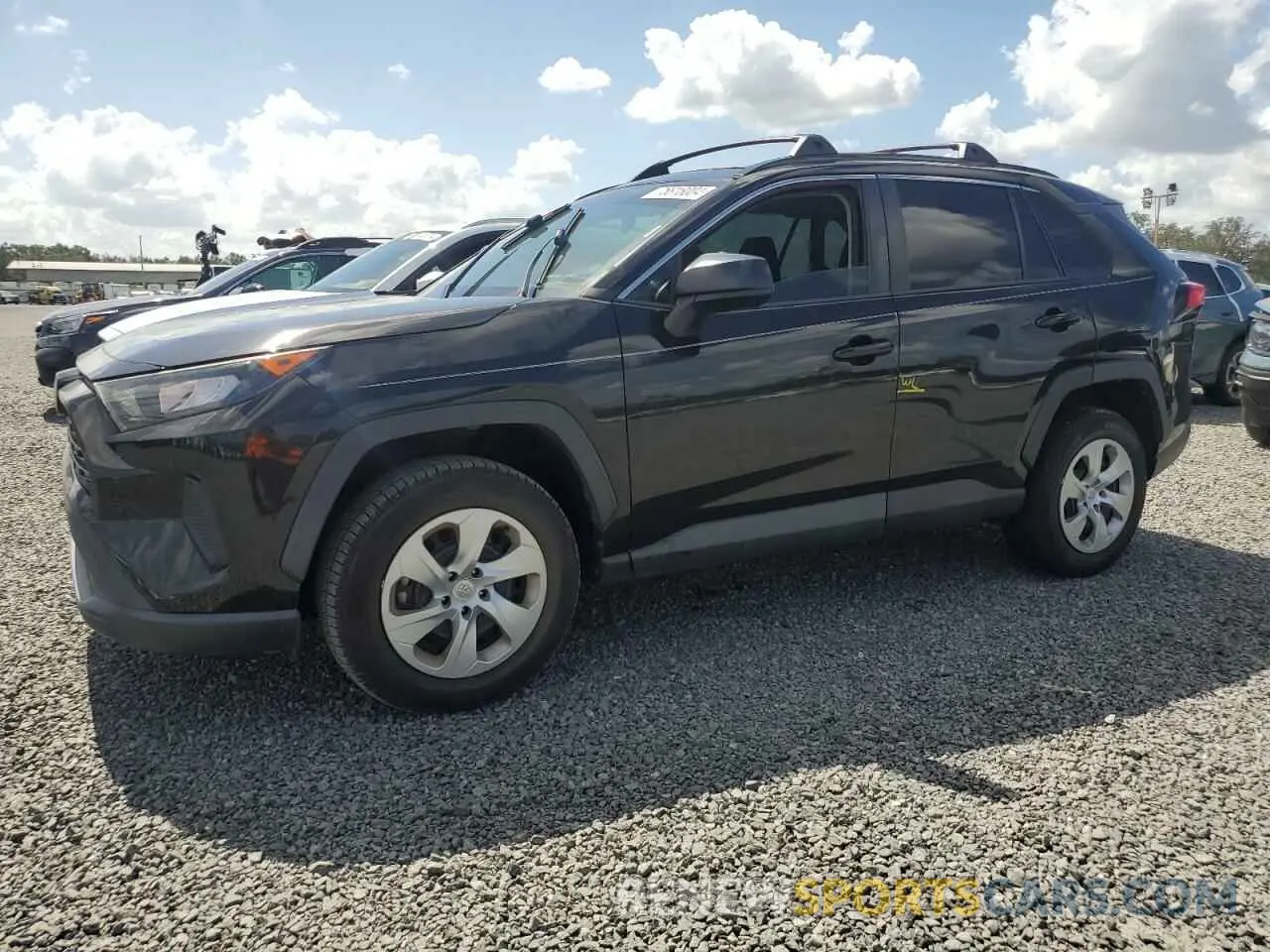 1 Photograph of a damaged car 2T3H1RFV4LC062168 TOYOTA RAV4 2020