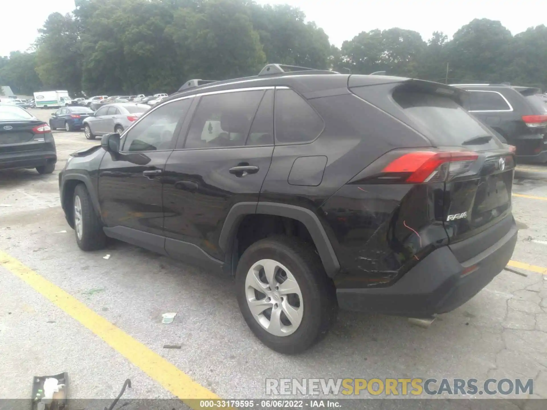 3 Photograph of a damaged car 2T3H1RFV4LC074997 TOYOTA RAV4 2020