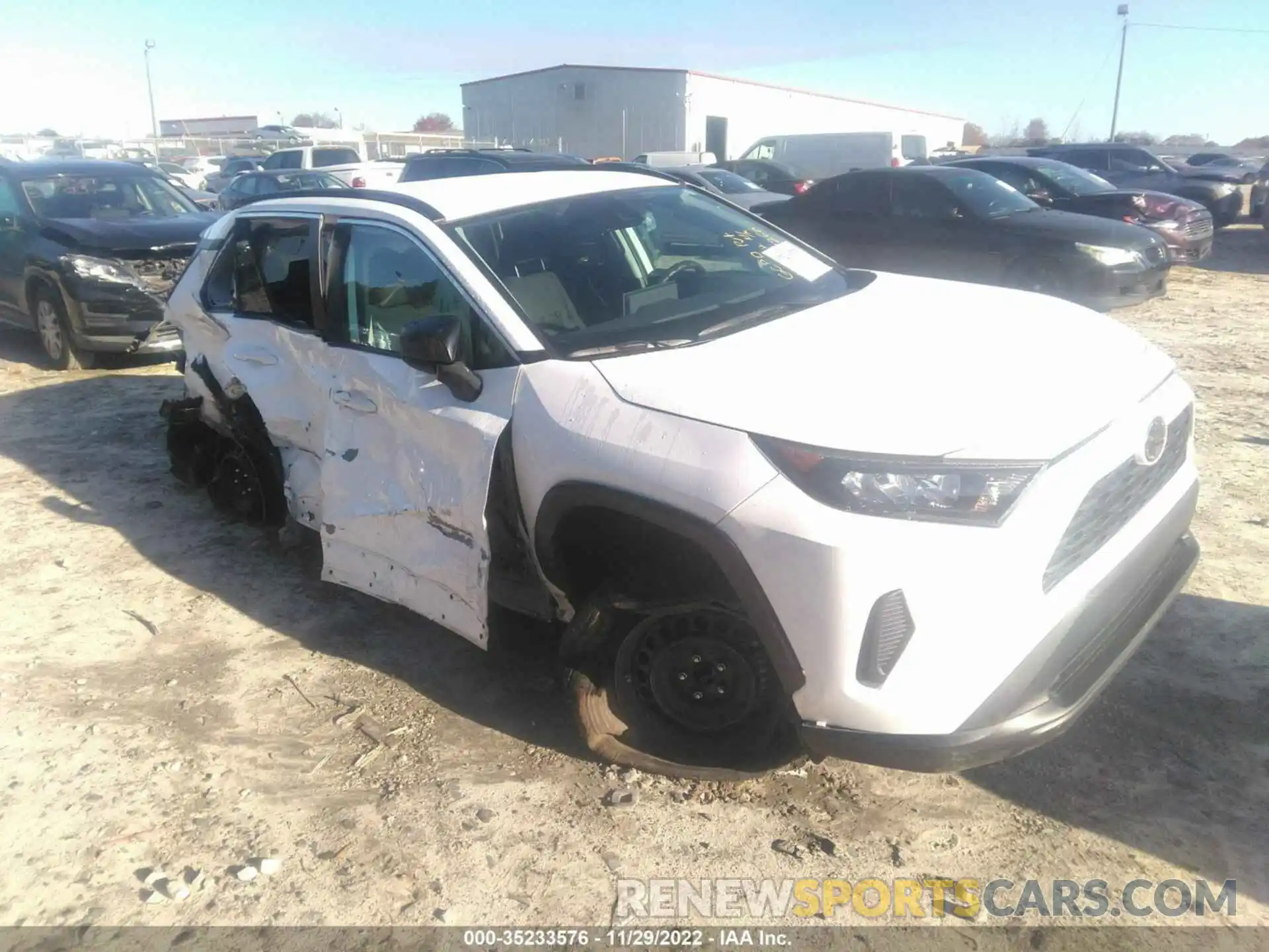 1 Photograph of a damaged car 2T3H1RFV4LC084266 TOYOTA RAV4 2020