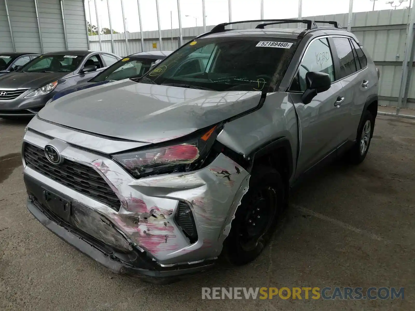 2 Photograph of a damaged car 2T3H1RFV4LW061049 TOYOTA RAV4 2020