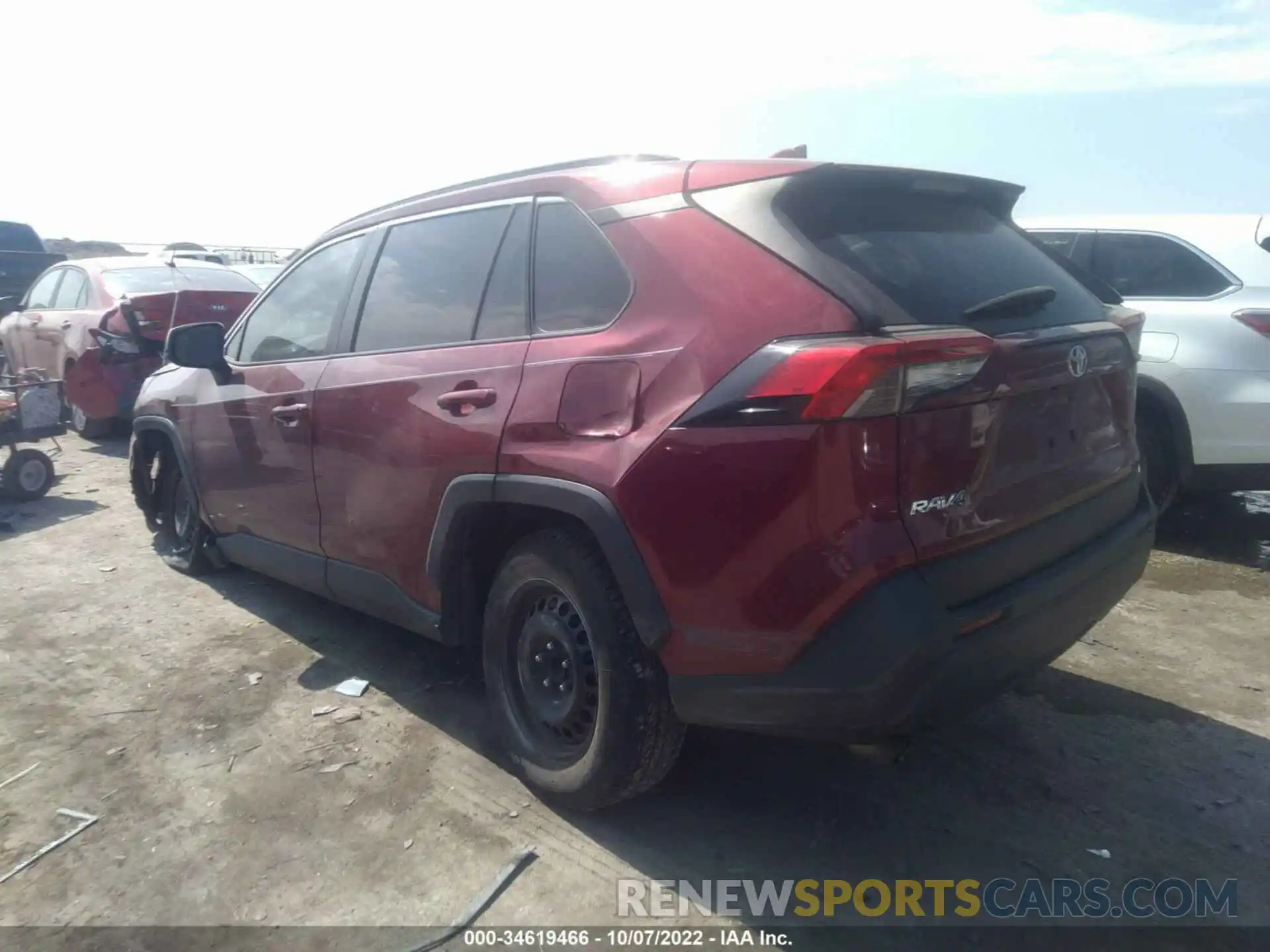 3 Photograph of a damaged car 2T3H1RFV4LW061682 TOYOTA RAV4 2020