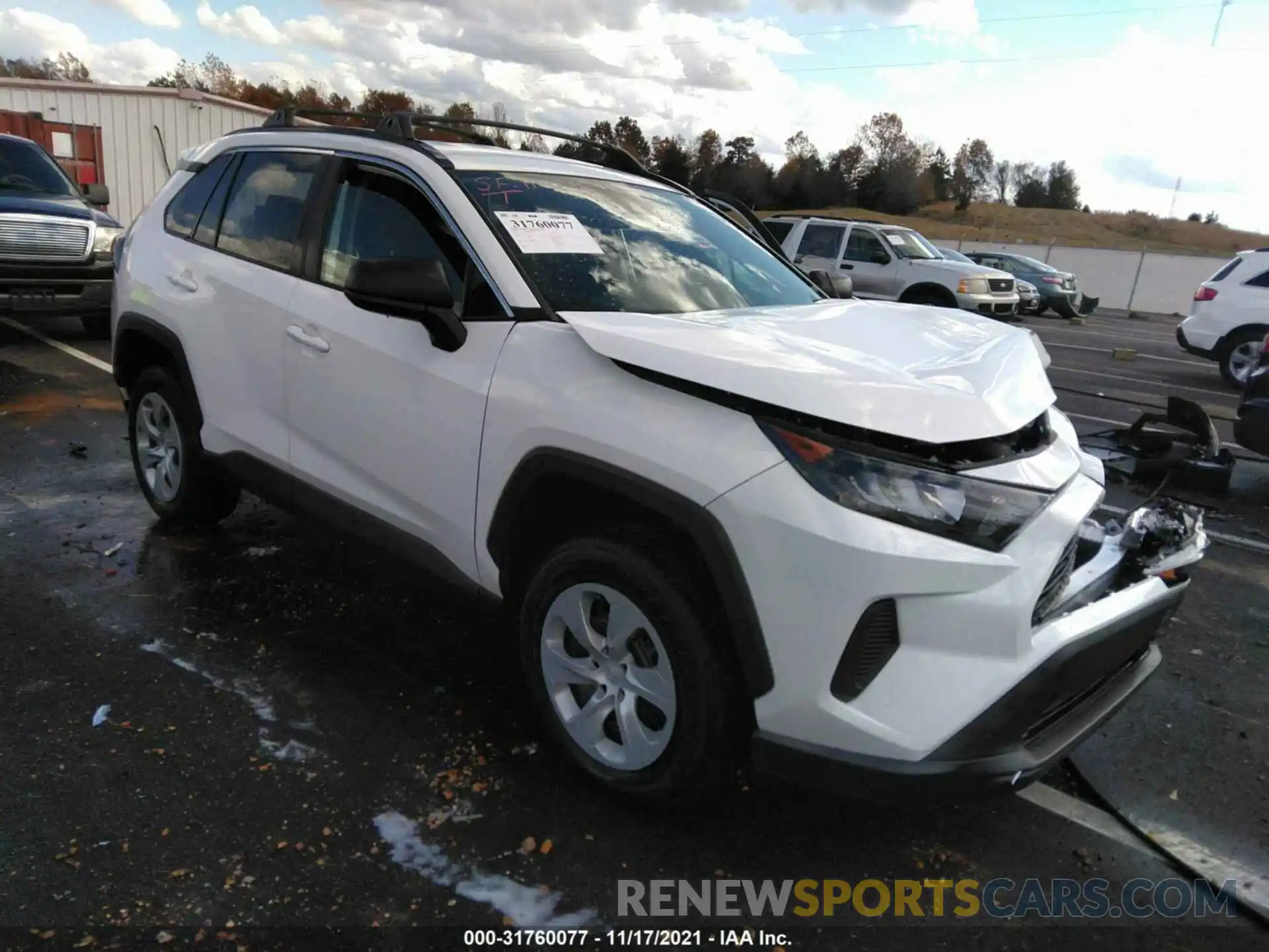 1 Photograph of a damaged car 2T3H1RFV4LW077641 TOYOTA RAV4 2020