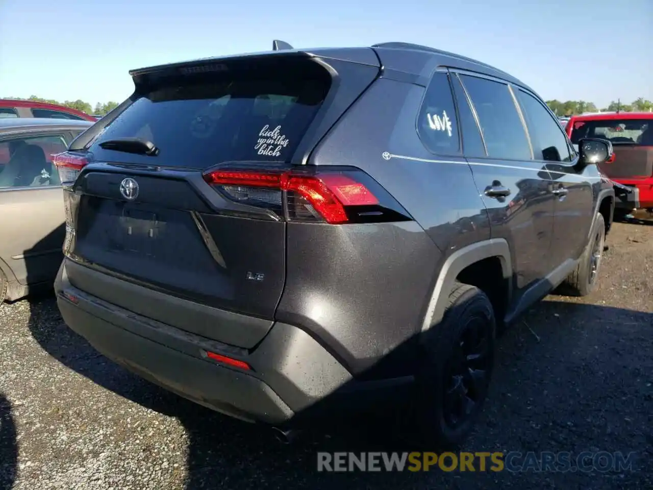 4 Photograph of a damaged car 2T3H1RFV5LC041670 TOYOTA RAV4 2020