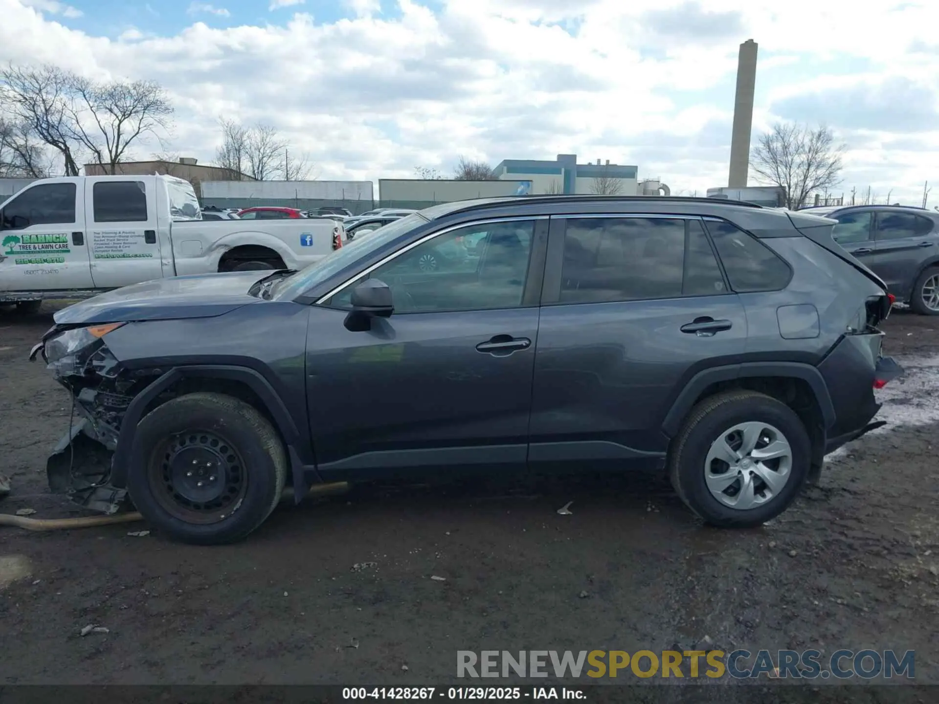 14 Photograph of a damaged car 2T3H1RFV5LC047341 TOYOTA RAV4 2020