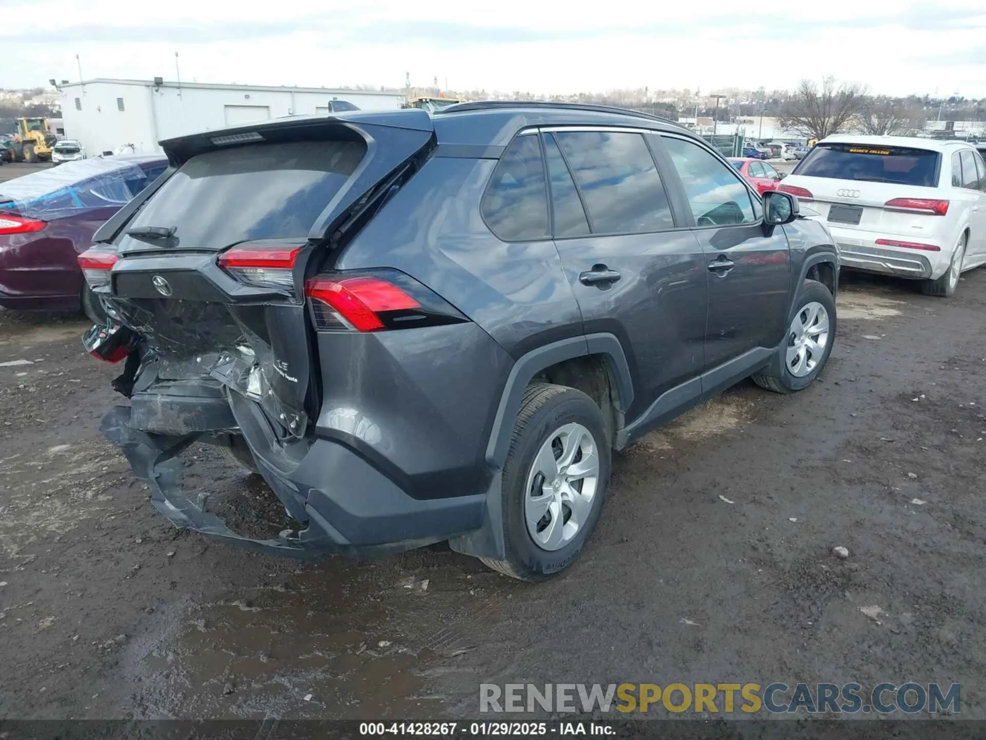 4 Photograph of a damaged car 2T3H1RFV5LC047341 TOYOTA RAV4 2020
