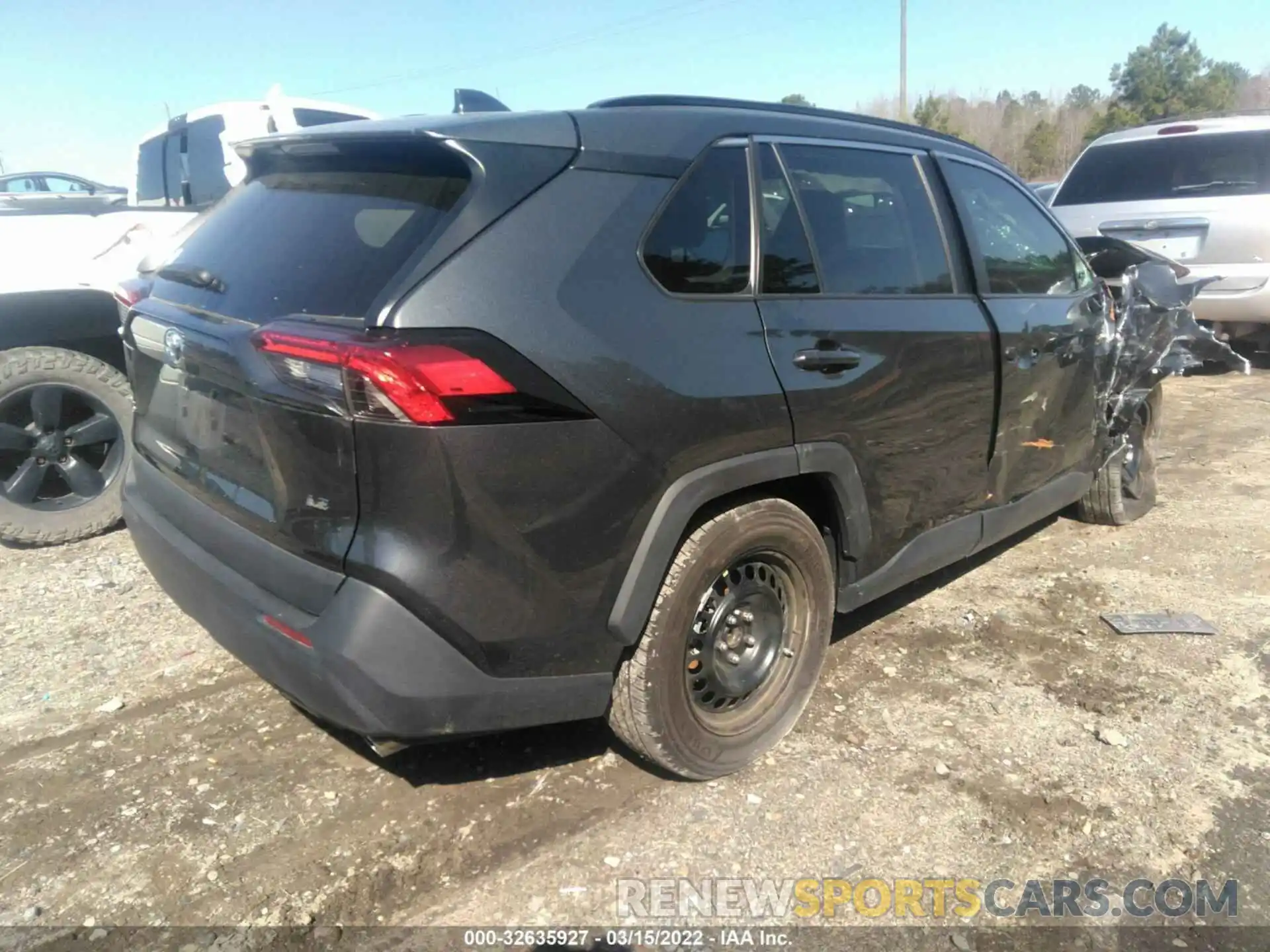 4 Photograph of a damaged car 2T3H1RFV5LC057402 TOYOTA RAV4 2020