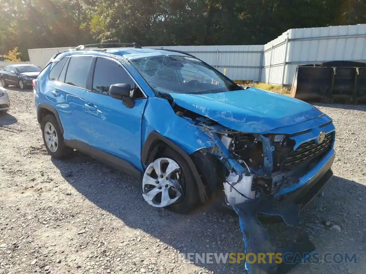 1 Photograph of a damaged car 2T3H1RFV5LC076497 TOYOTA RAV4 2020