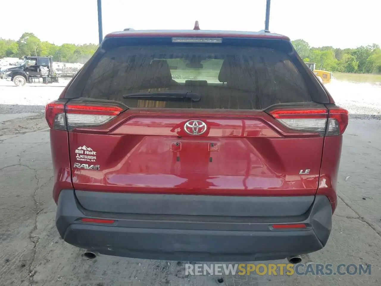 6 Photograph of a damaged car 2T3H1RFV5LW067524 TOYOTA RAV4 2020
