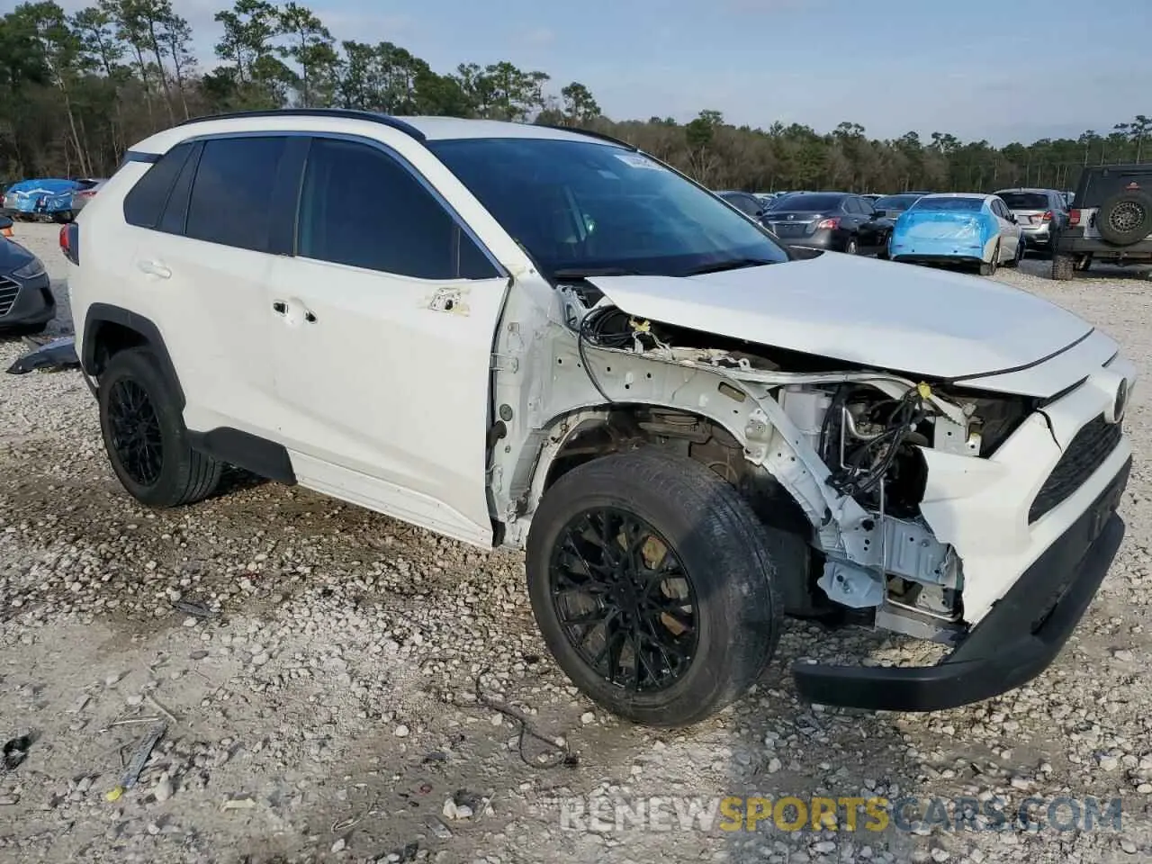 4 Photograph of a damaged car 2T3H1RFV5LW077096 TOYOTA RAV4 2020
