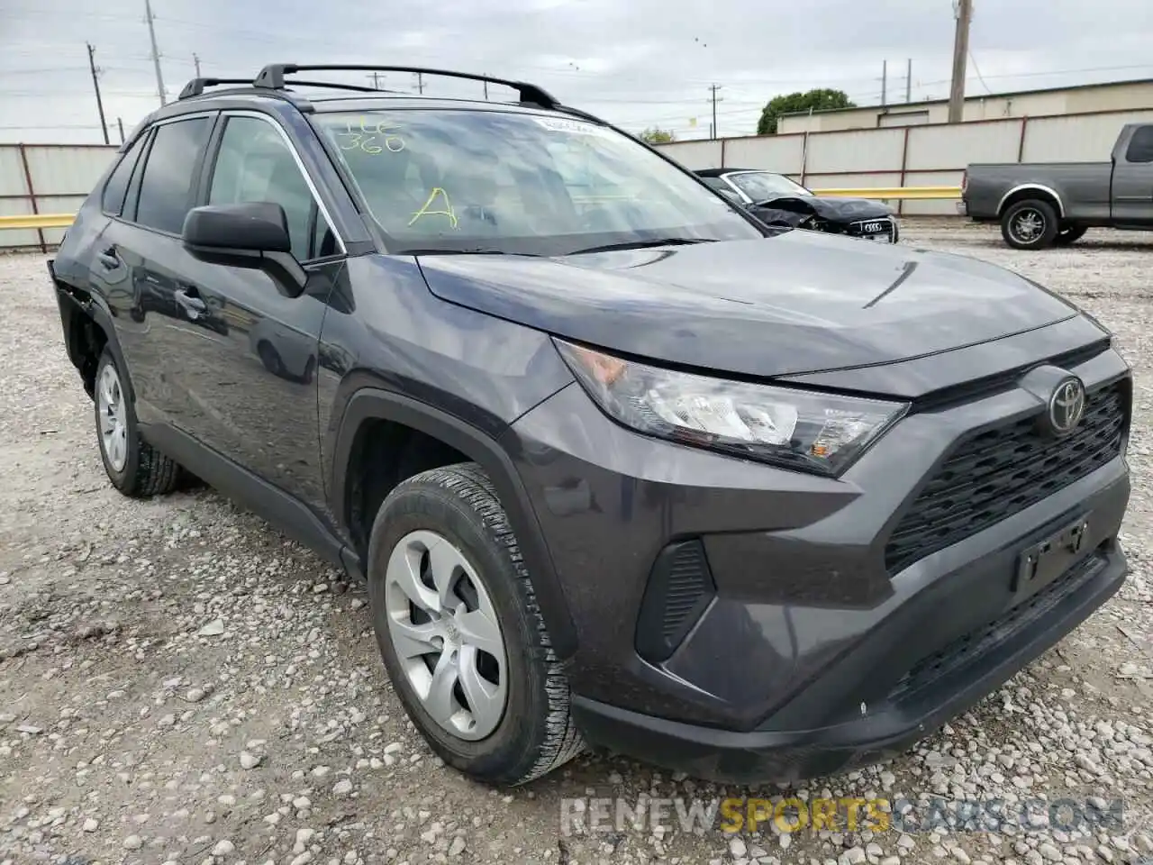 1 Photograph of a damaged car 2T3H1RFV5LW088129 TOYOTA RAV4 2020