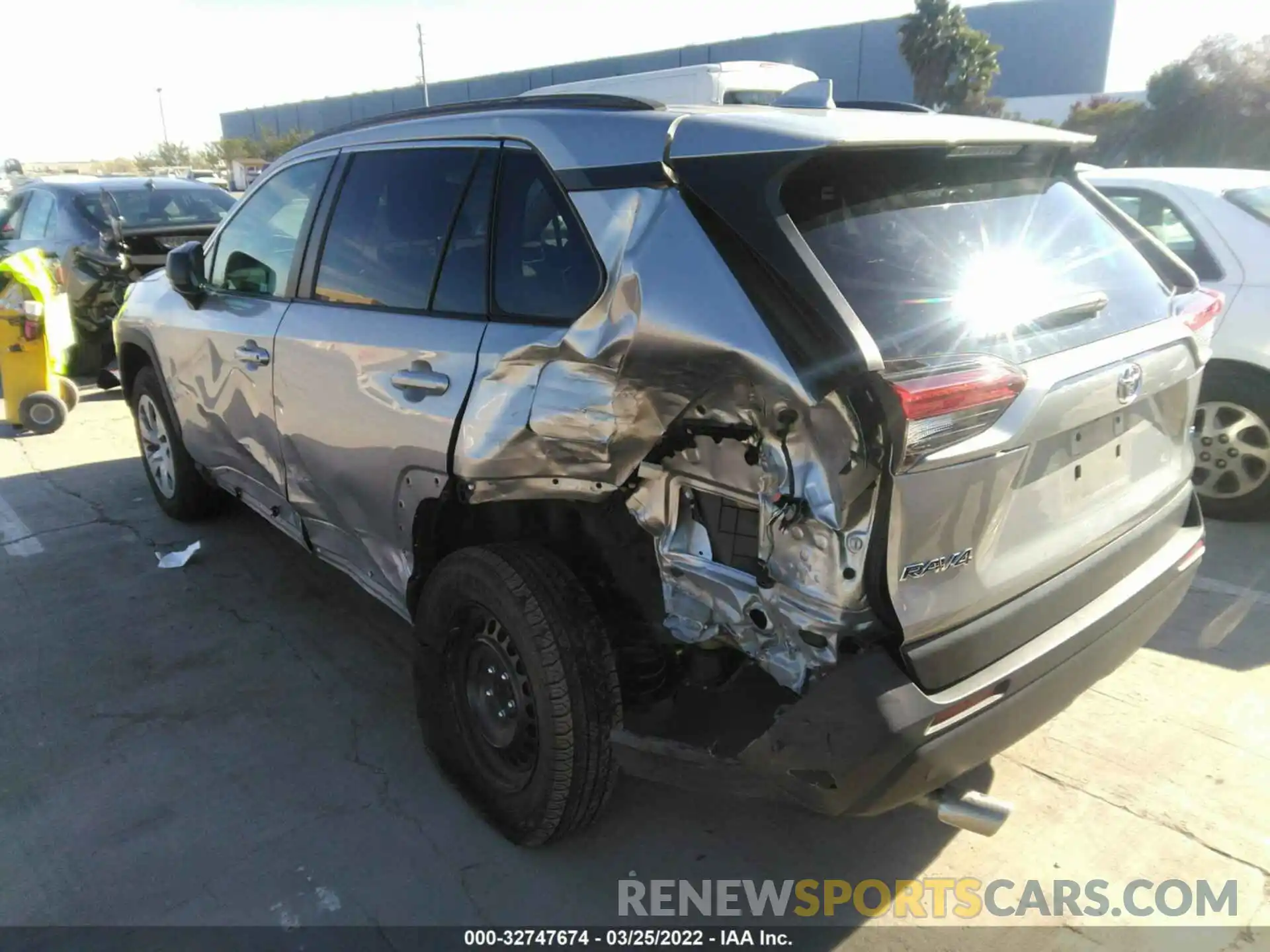 3 Photograph of a damaged car 2T3H1RFV6LC034176 TOYOTA RAV4 2020