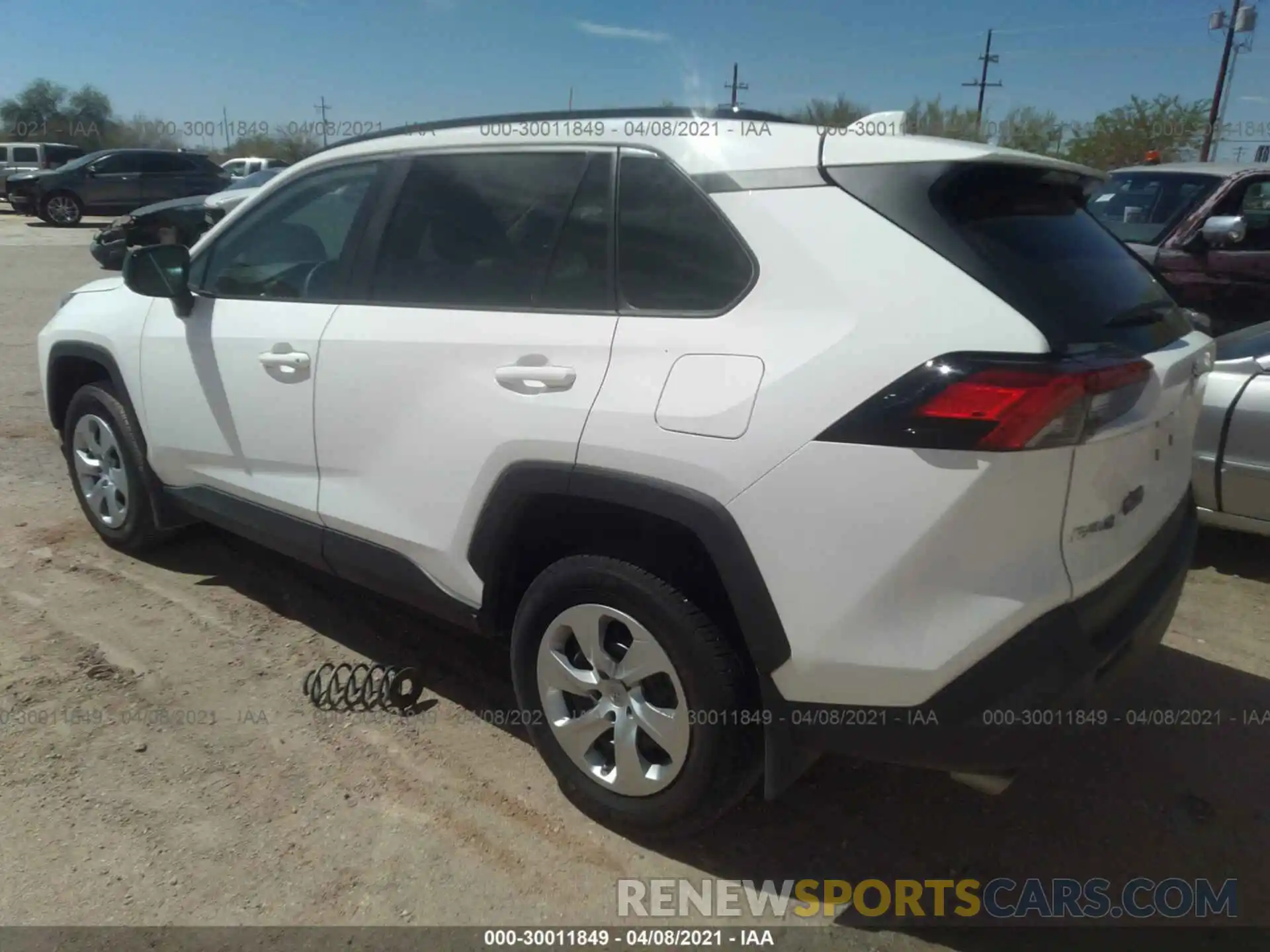 3 Photograph of a damaged car 2T3H1RFV6LC036235 TOYOTA RAV4 2020