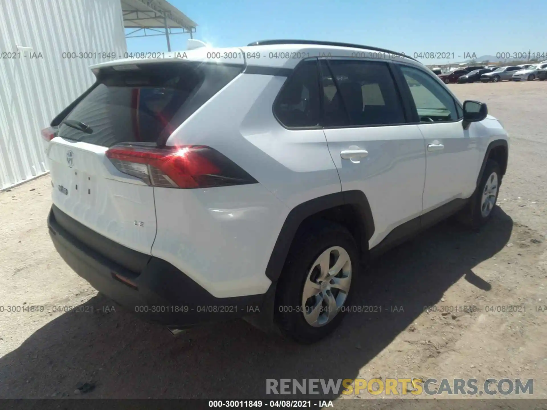 4 Photograph of a damaged car 2T3H1RFV6LC036235 TOYOTA RAV4 2020