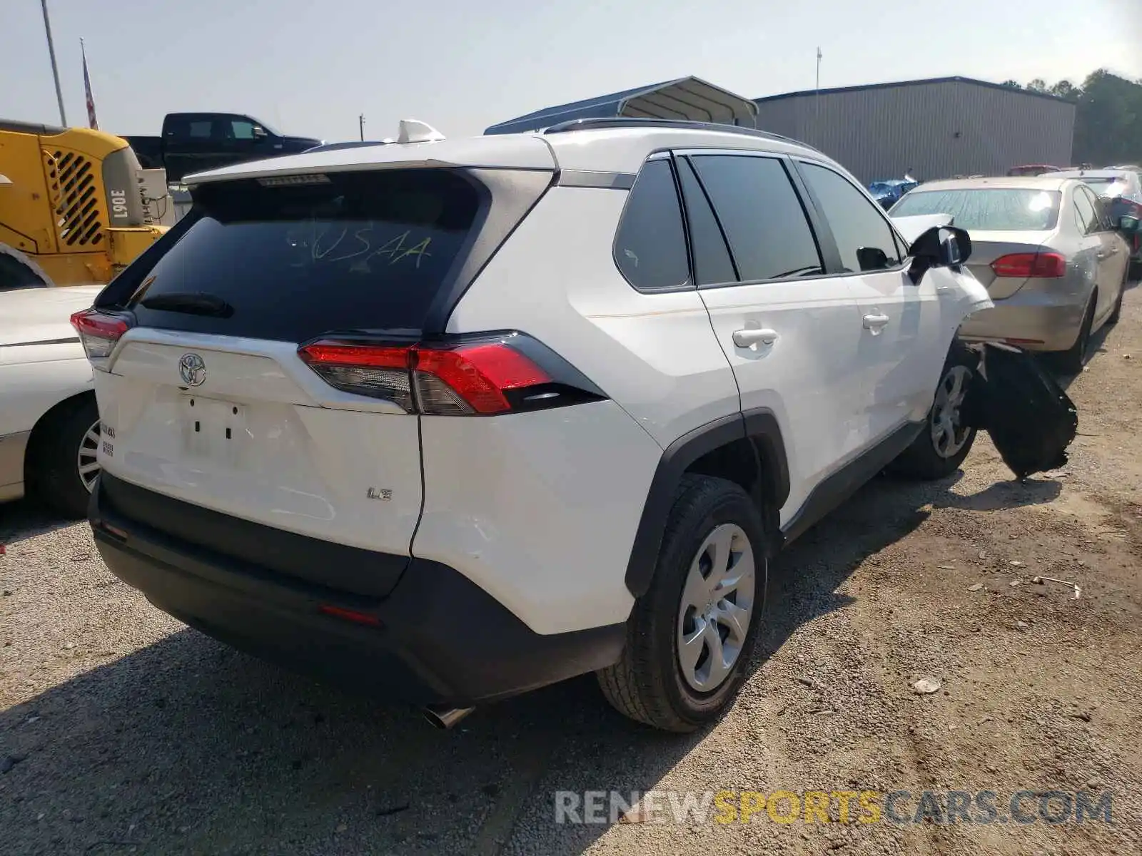 4 Photograph of a damaged car 2T3H1RFV6LC050622 TOYOTA RAV4 2020