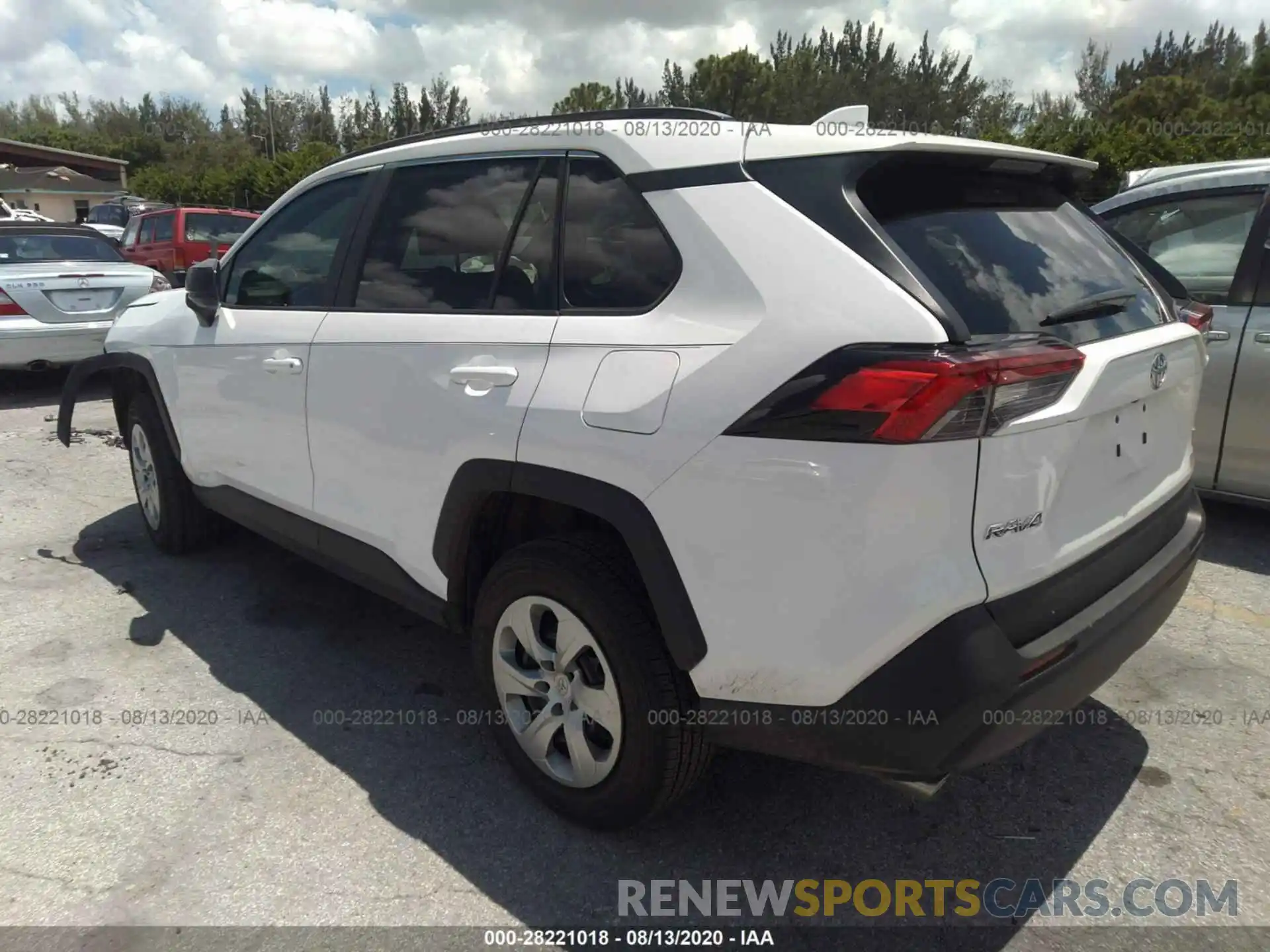 3 Photograph of a damaged car 2T3H1RFV6LC057991 TOYOTA RAV4 2020