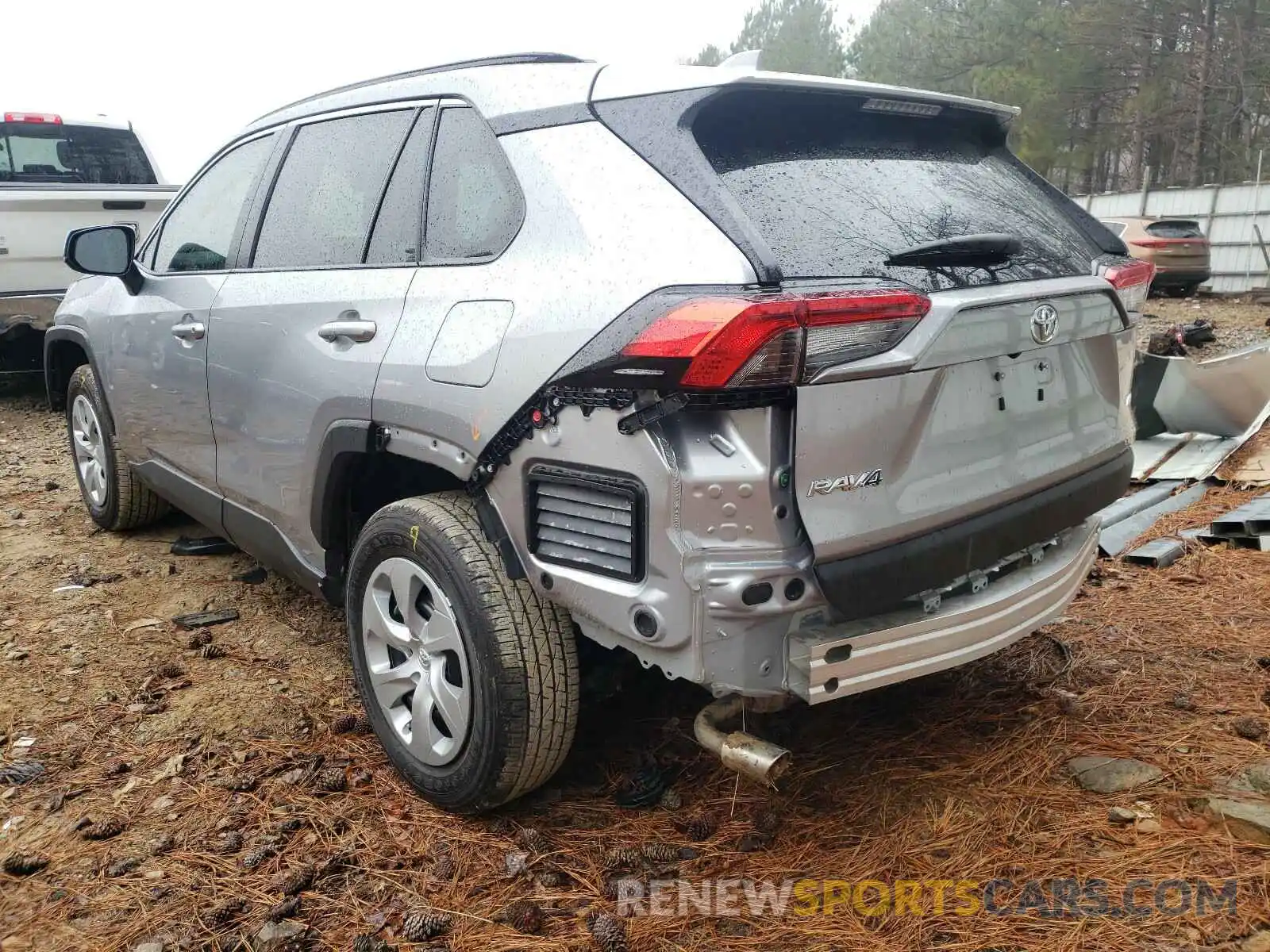 3 Photograph of a damaged car 2T3H1RFV6LC062043 TOYOTA RAV4 2020