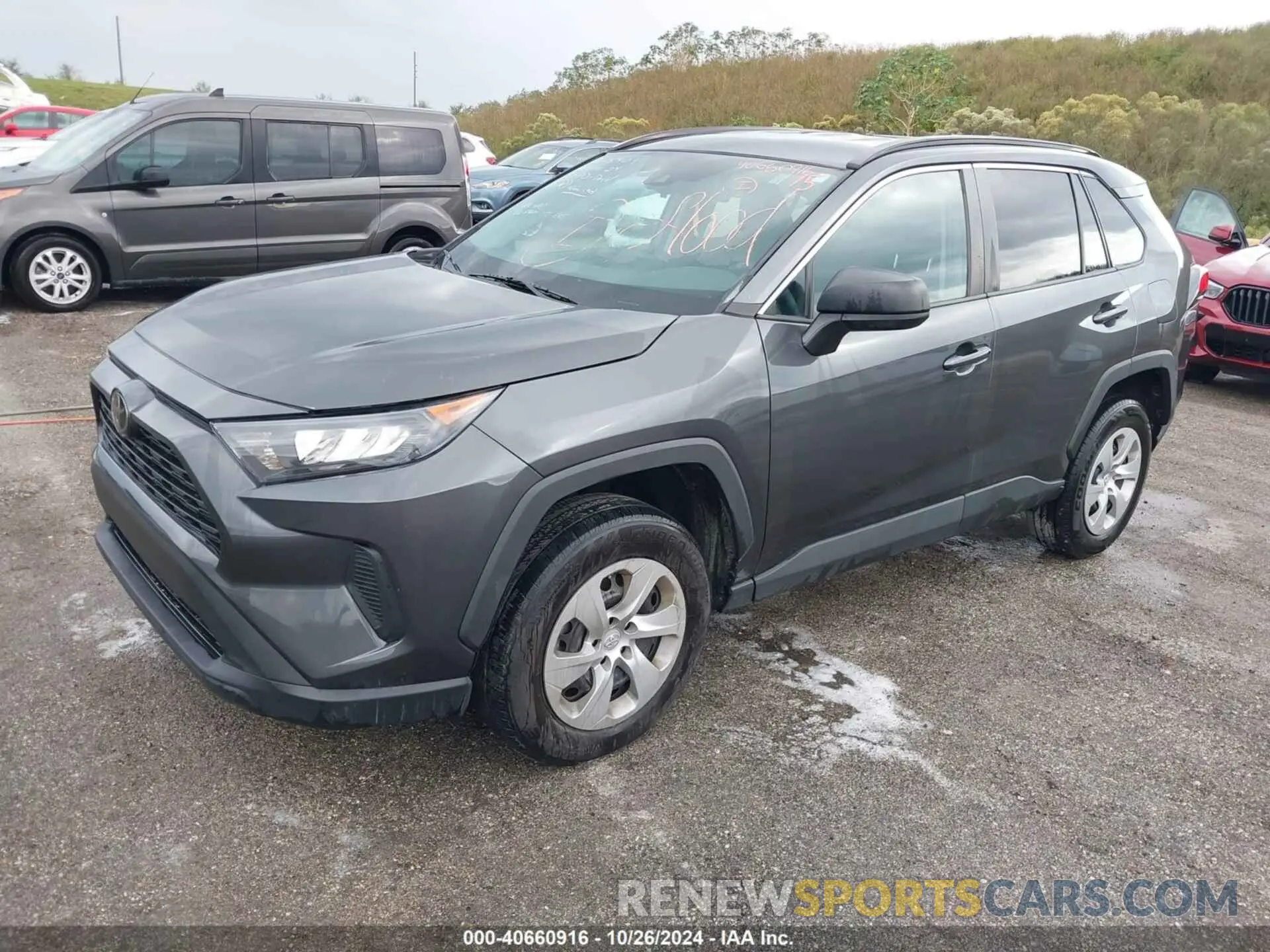 2 Photograph of a damaged car 2T3H1RFV6LC062446 TOYOTA RAV4 2020
