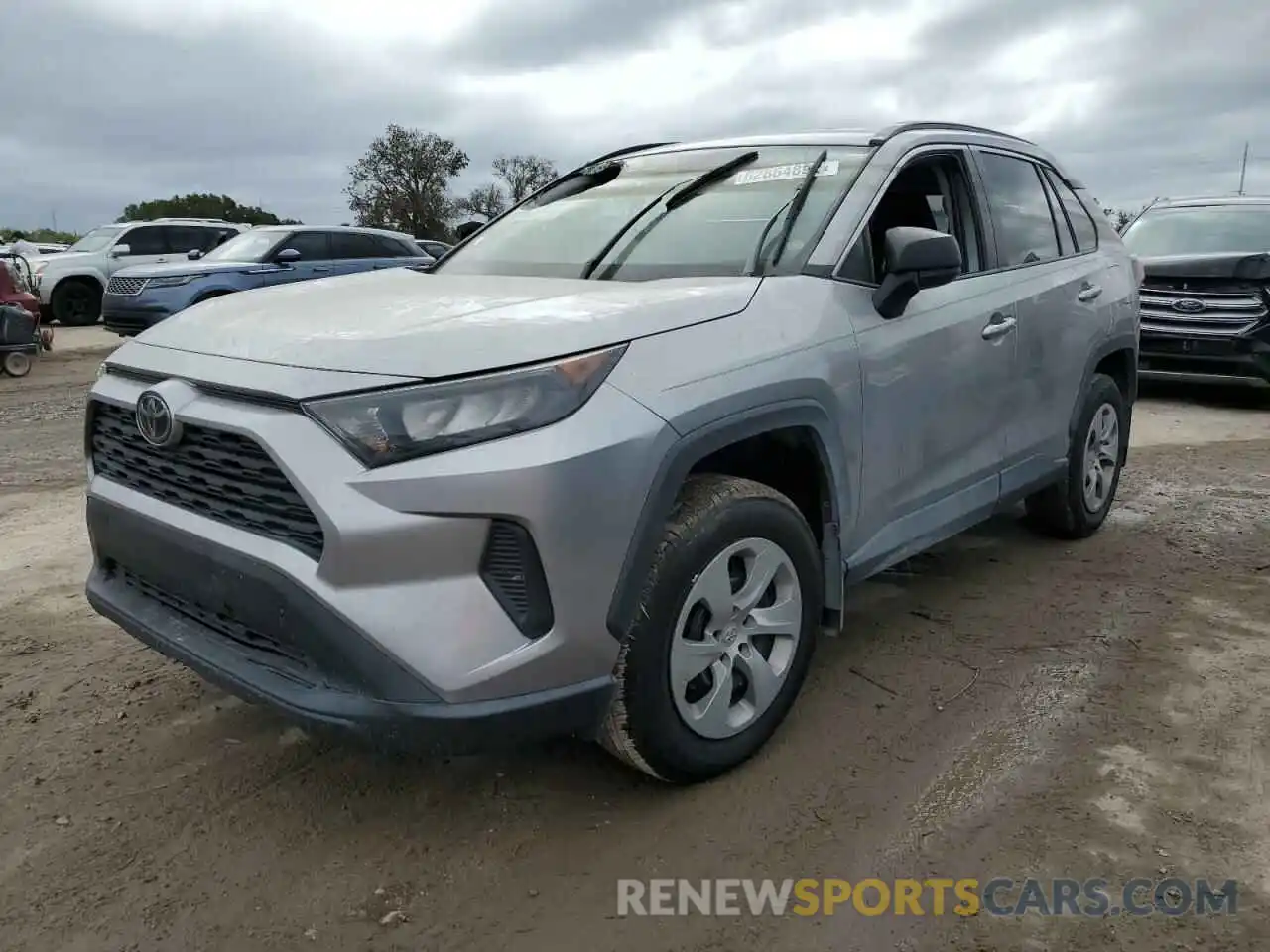 2 Photograph of a damaged car 2T3H1RFV6LC063483 TOYOTA RAV4 2020