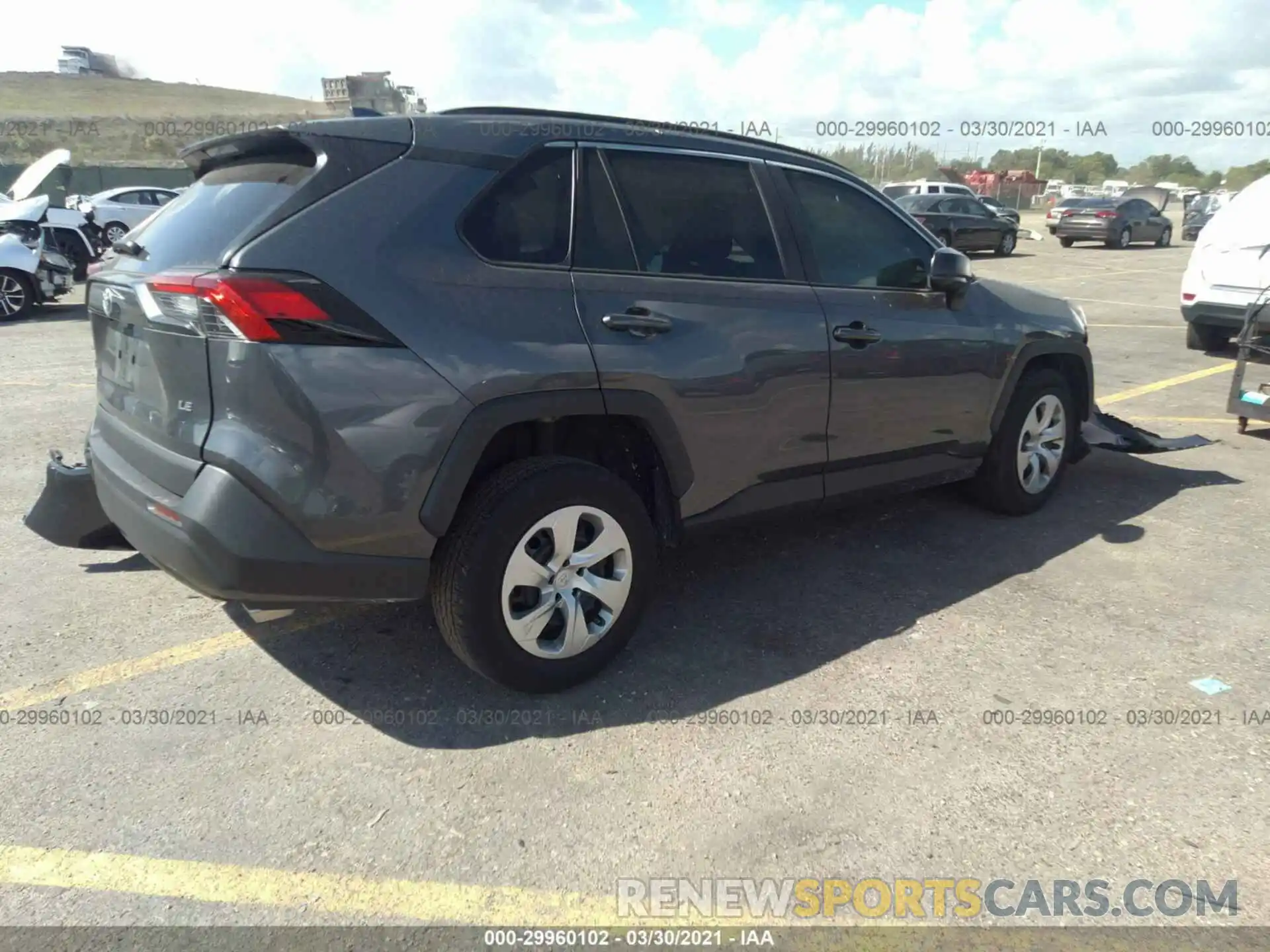 4 Photograph of a damaged car 2T3H1RFV6LC063936 TOYOTA RAV4 2020